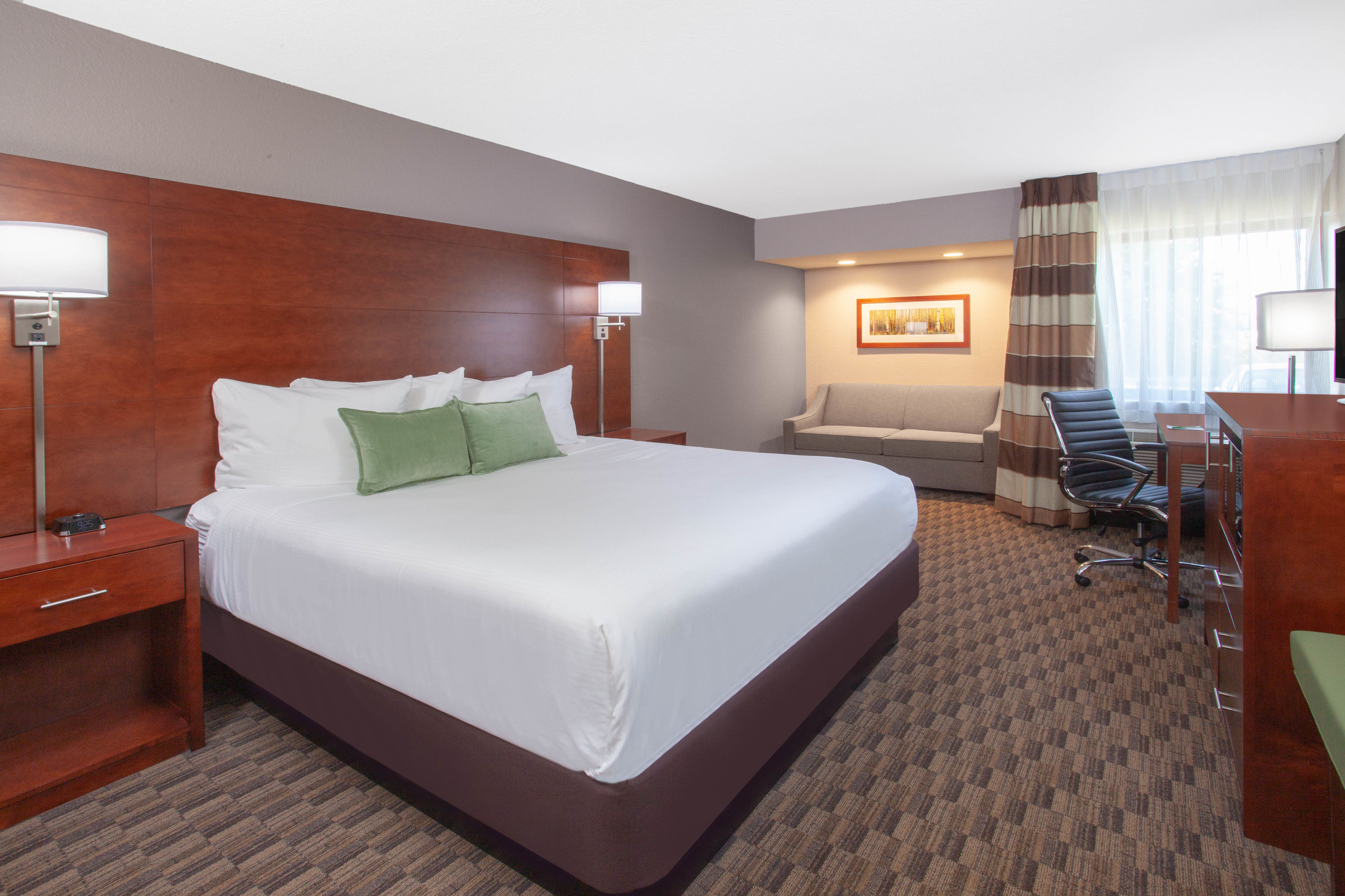 Guest room at the Wyndham Garden Fort Wayne in Fort Wayne, Indiana