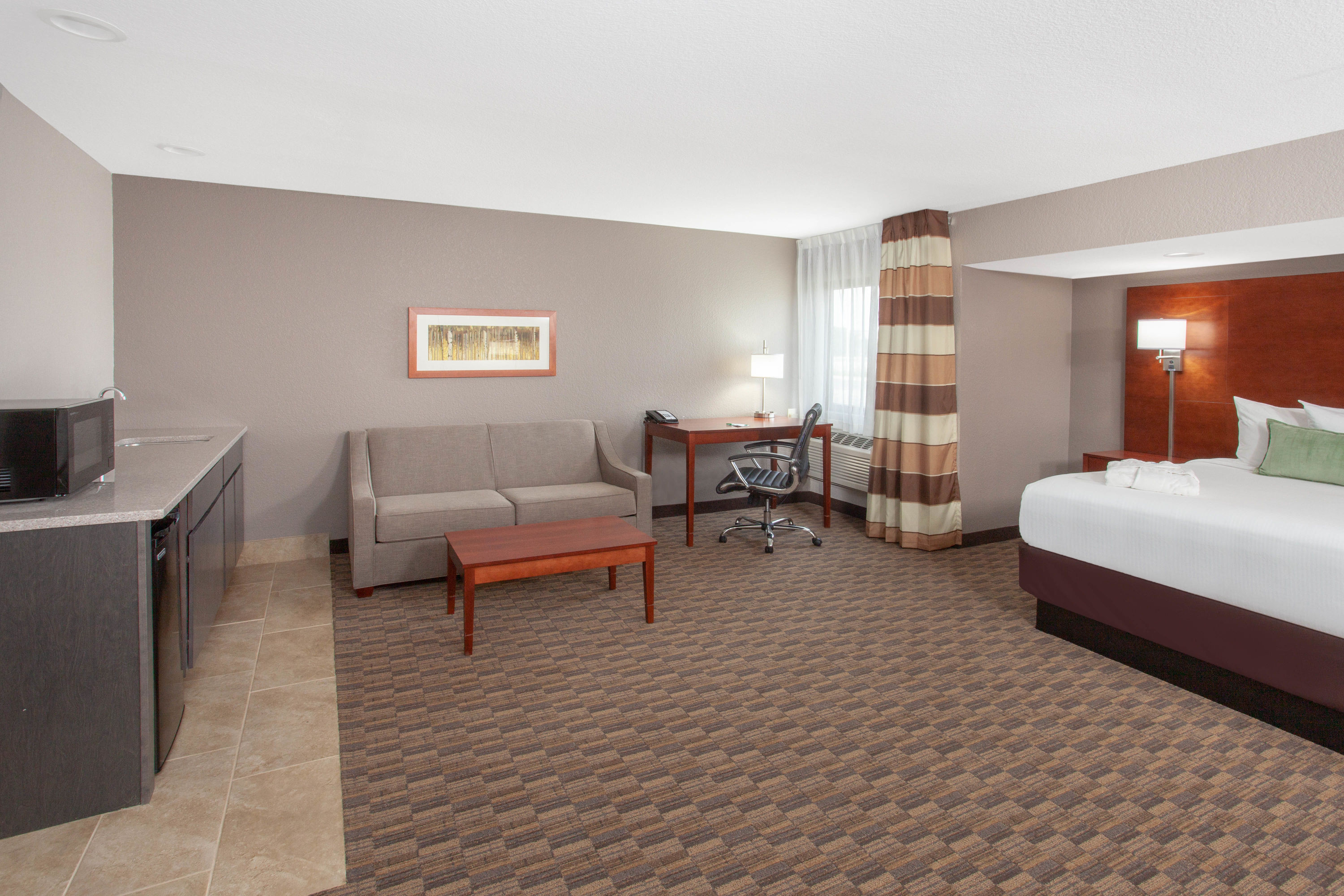 Guest room at the Wyndham Garden Fort Wayne in Fort Wayne, Indiana