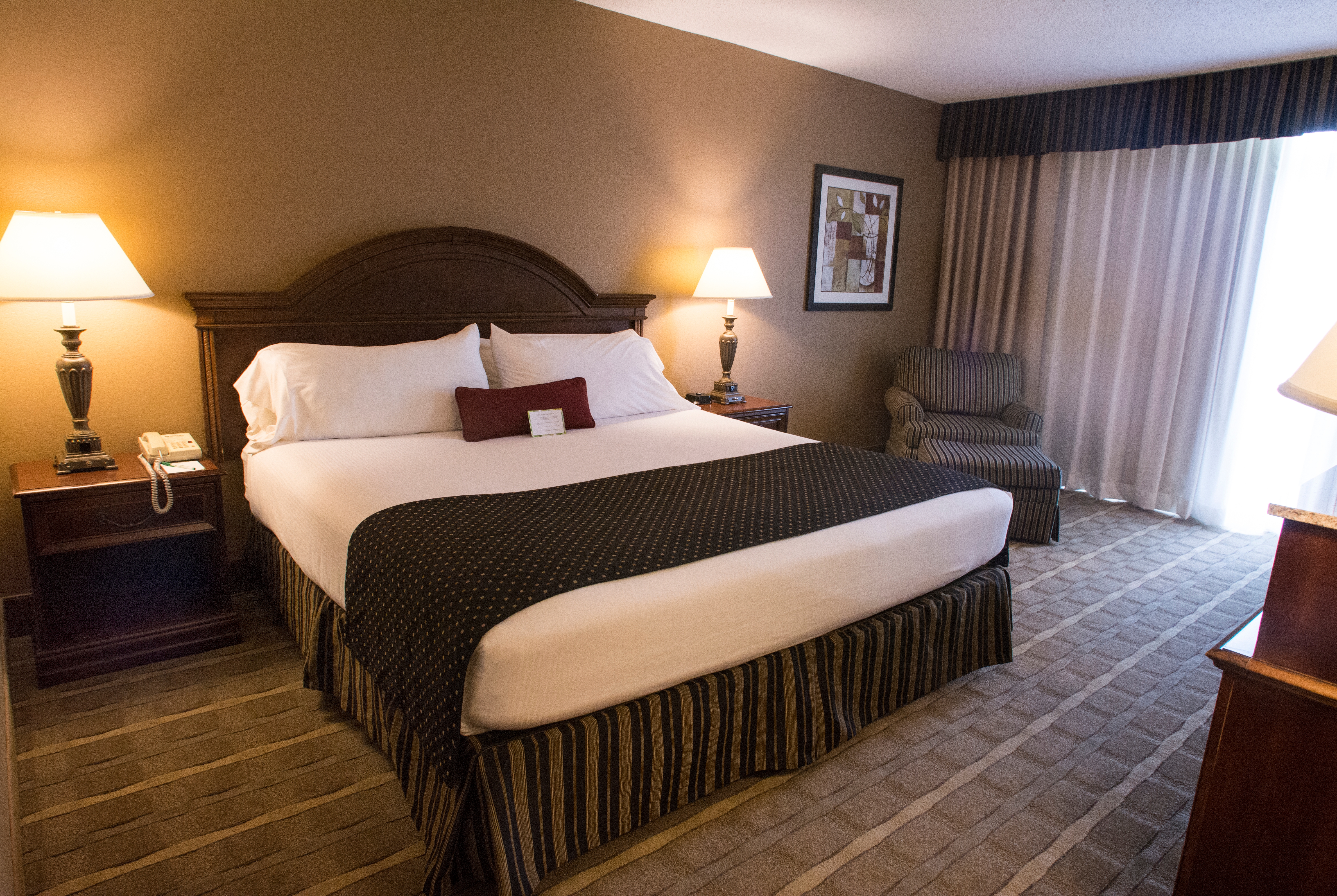 Guest room feature at the Wyndham Garden Warsaw in Warsaw, Indiana