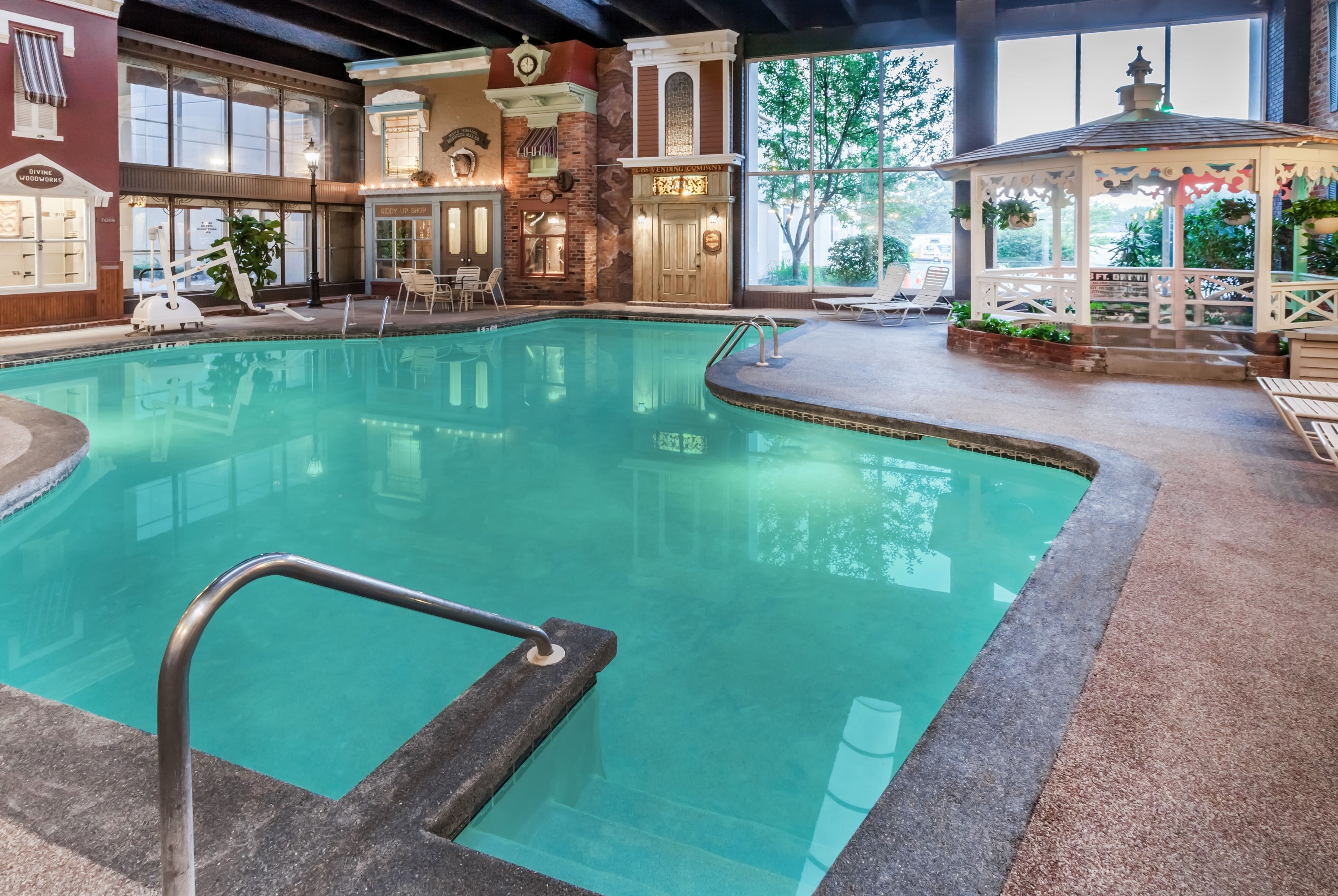 Pool at the Wyndham Garden Warsaw in Warsaw, Indiana