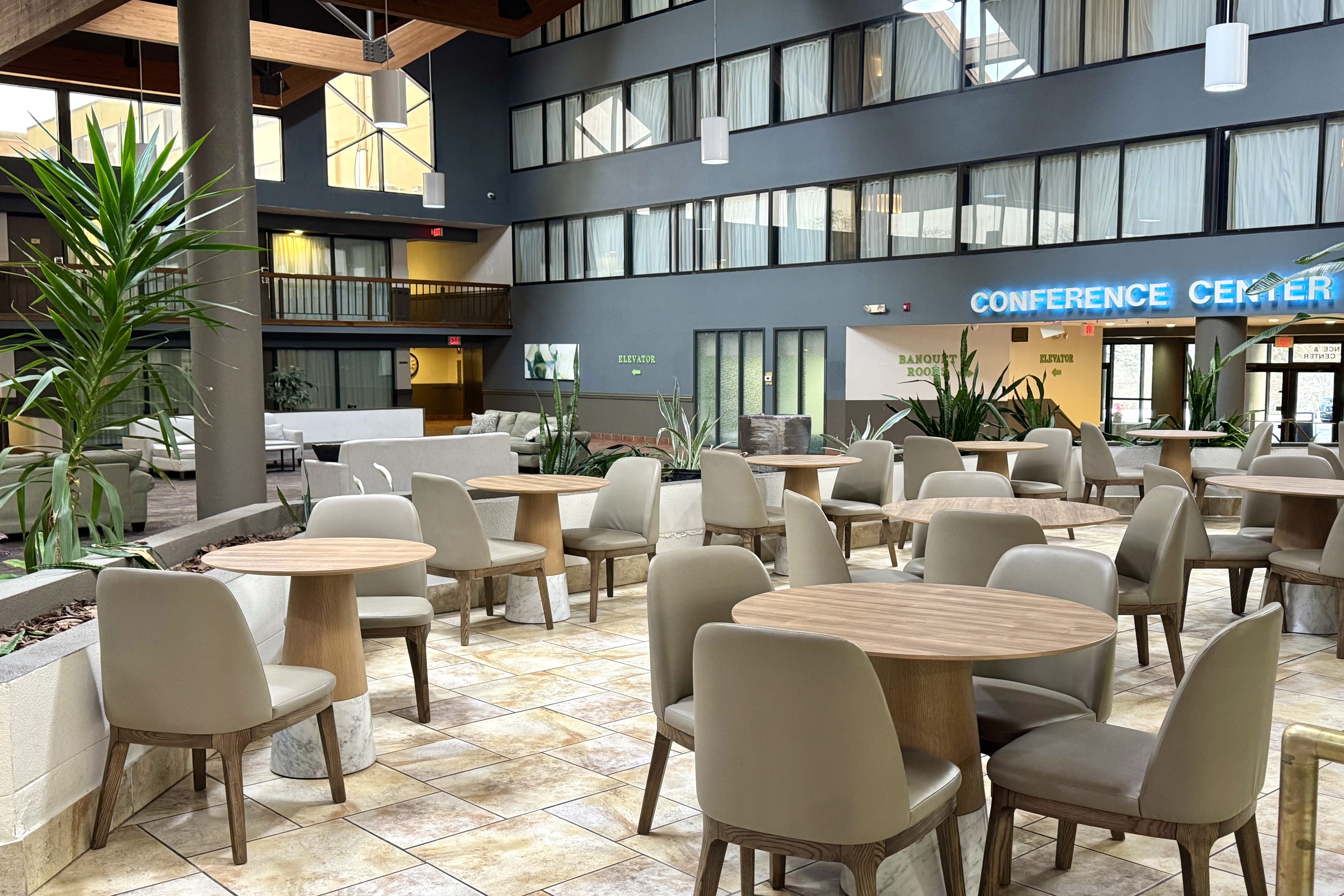 Wyndham Garden Ann Arbor restaurant breakfast area with seating in Ann Arbor, Michigan