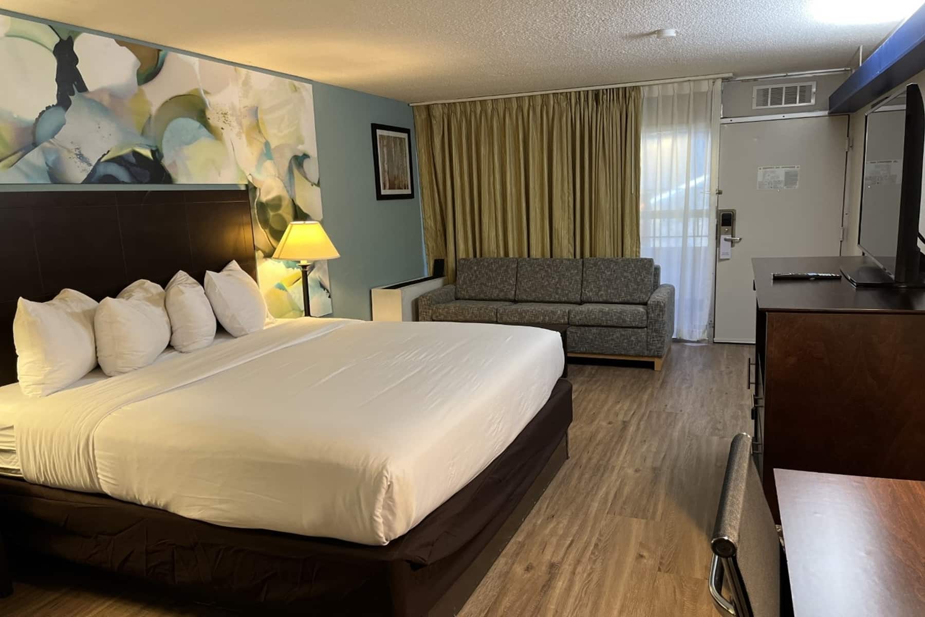Guest room at the Wyndham Garden Ann Arbor in Ann Arbor, Michigan