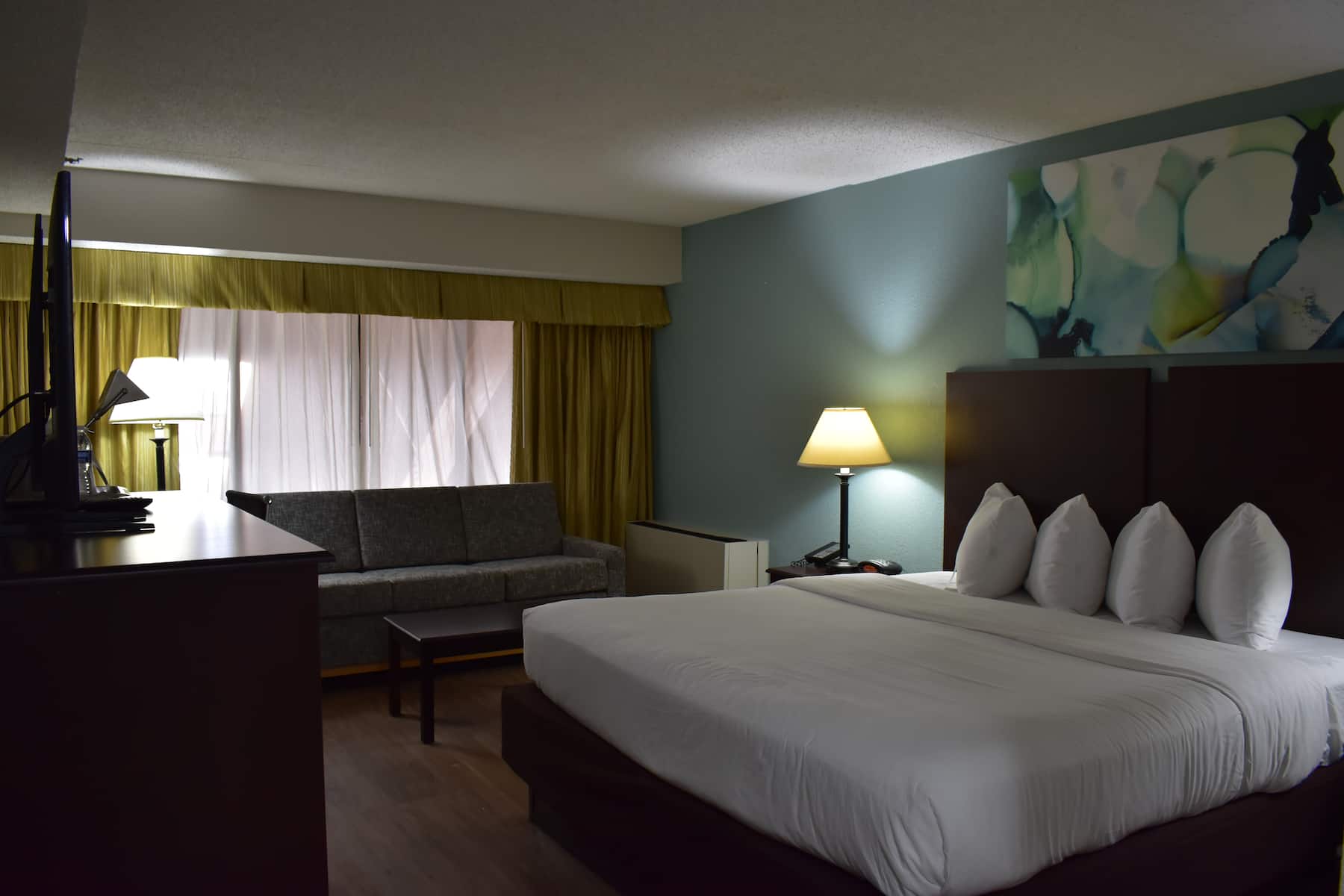 Guest room at the Wyndham Garden Ann Arbor in Ann Arbor, Michigan