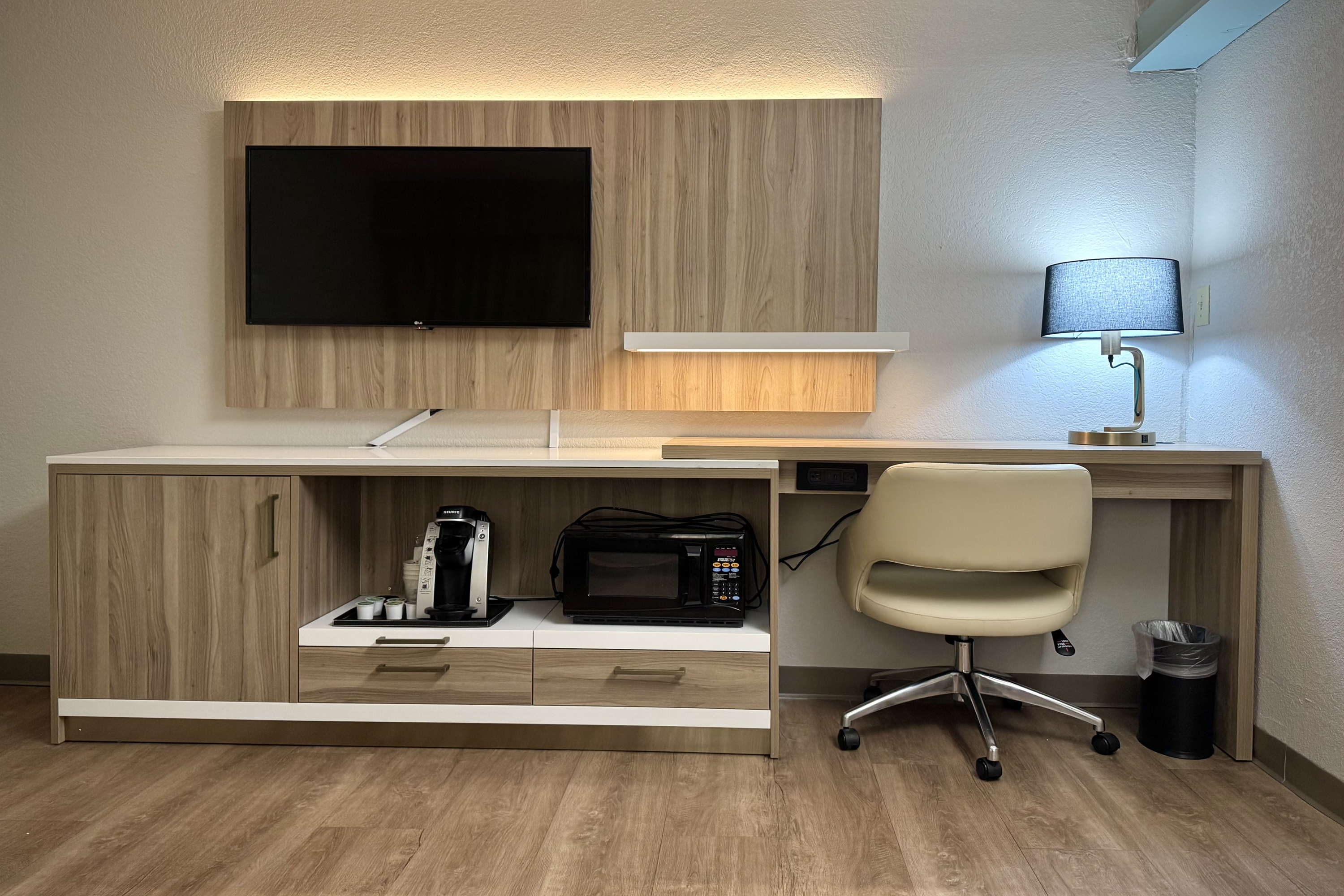 Guest room feature at the Wyndham Garden Ann Arbor in Ann Arbor, Michigan