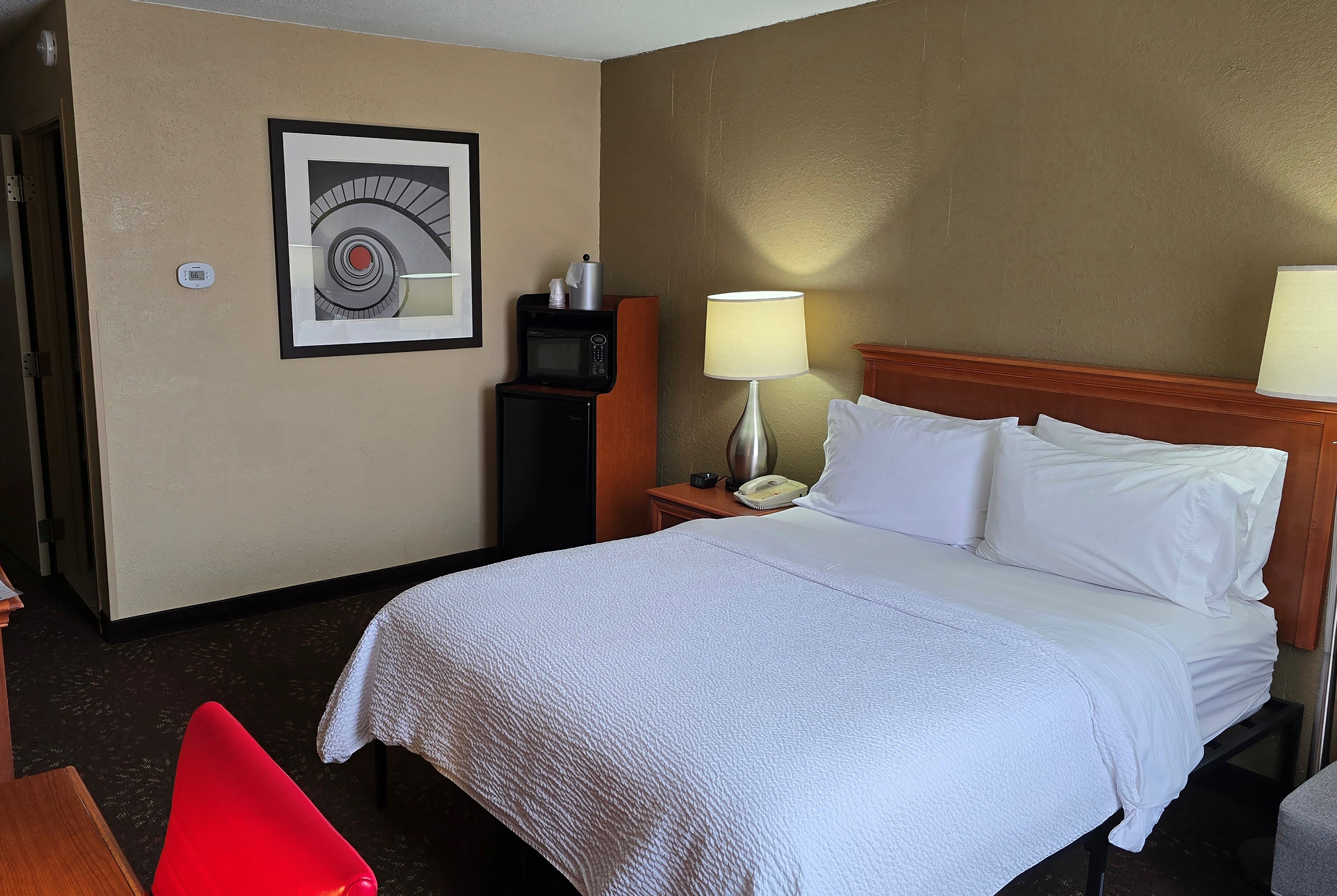 Guest room at the Alexandria Hotel & Conference Center in Alexandria, Minnesota