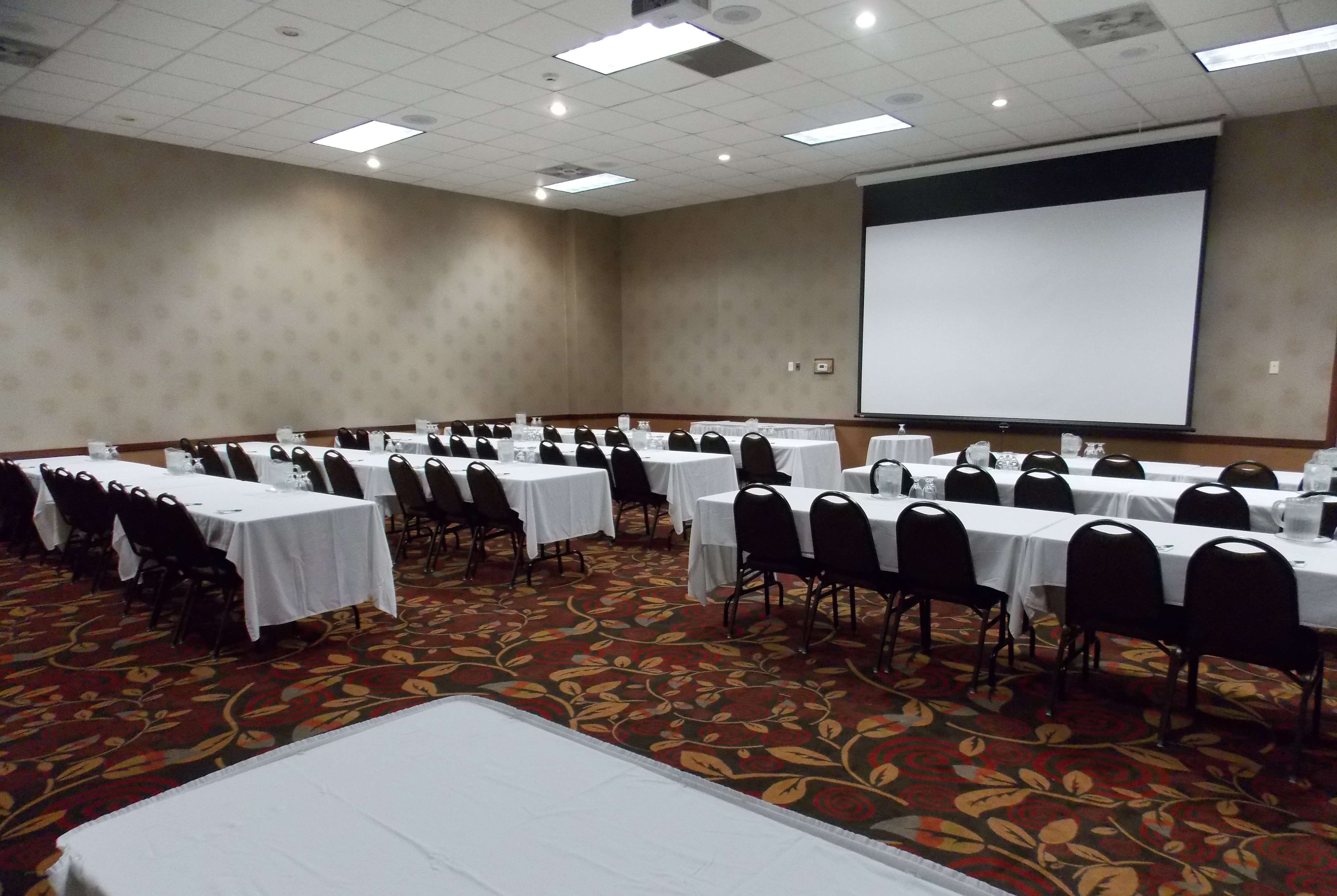 Meeting room at Alexandria Hotel & Conference Center in Alexandria, Minnesota