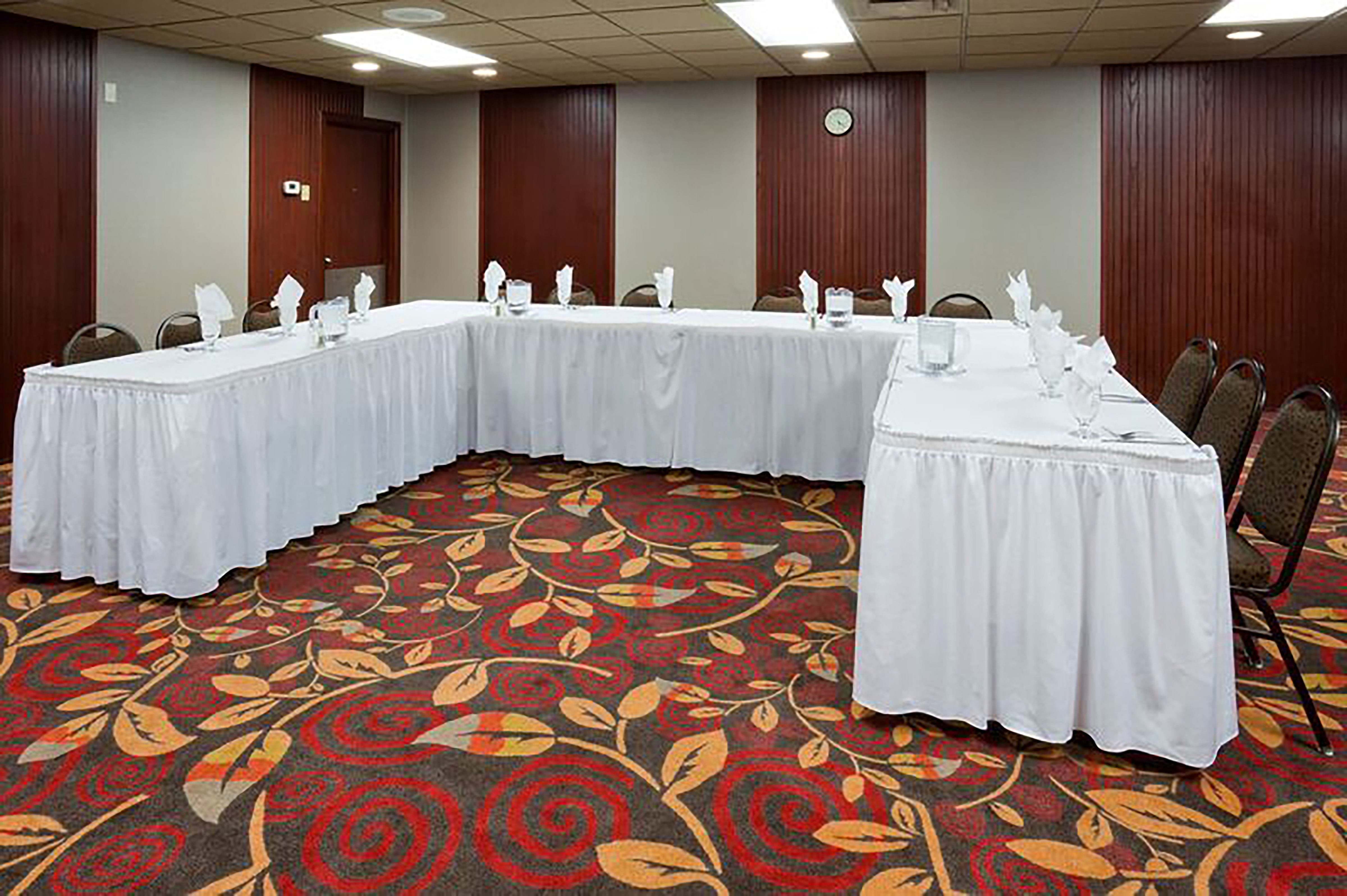 Meeting room at Alexandria Hotel & Conference Center in Alexandria, Minnesota