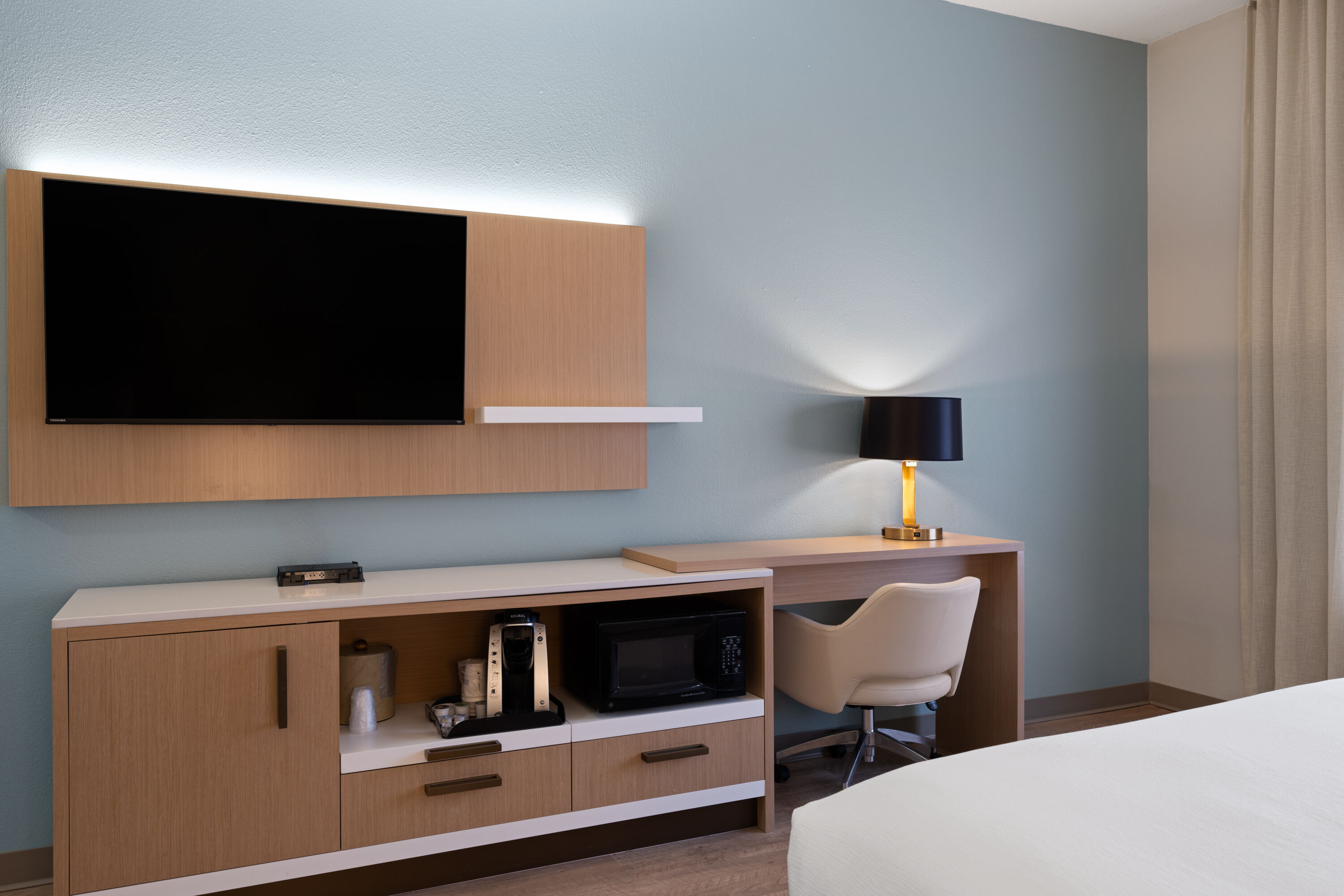 Guest room at the Wyndham Garden Otsego-Minneapolis in Otsego, Minnesota