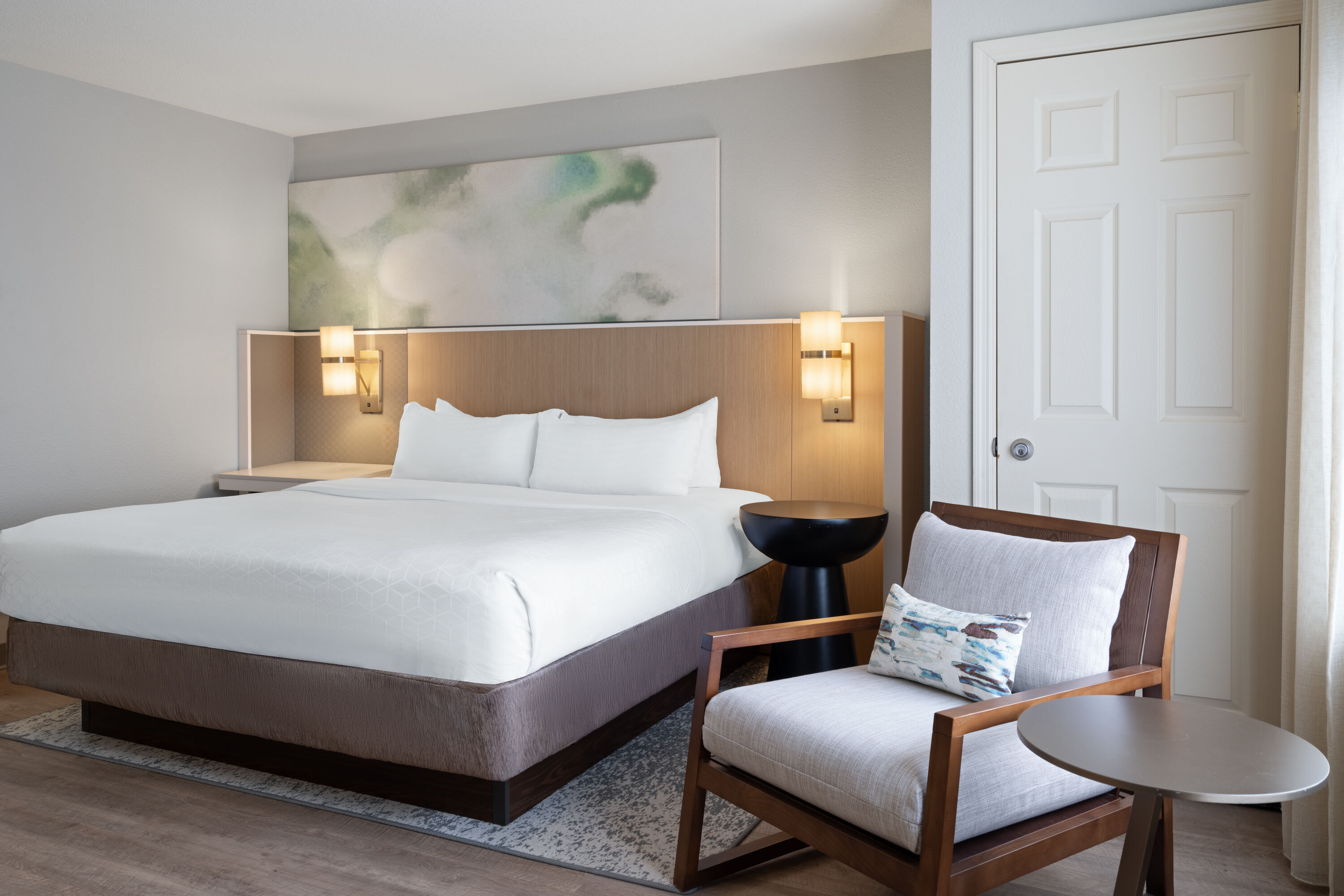 Guest room at the Wyndham Garden Otsego-Minneapolis in Otsego, Minnesota