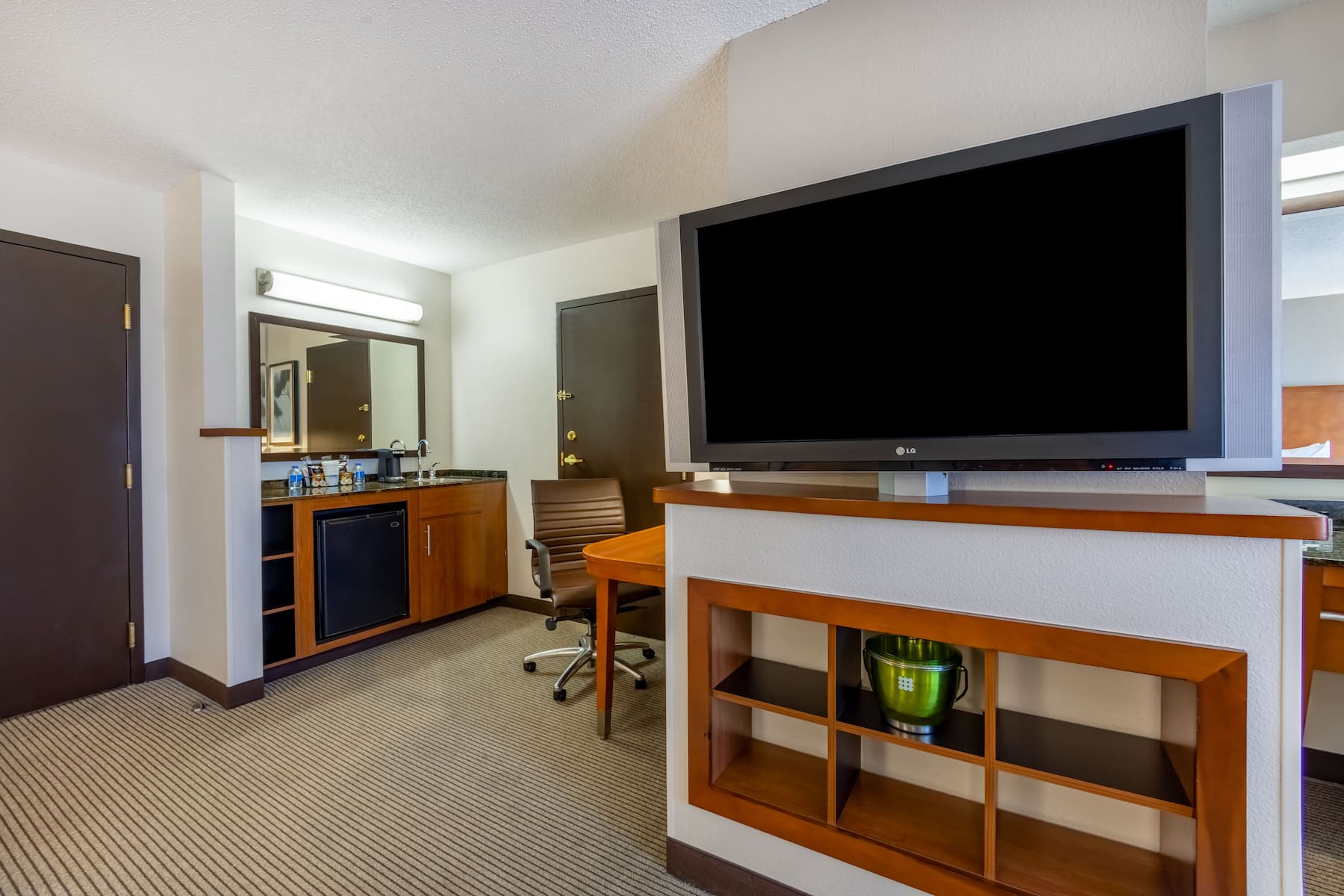 Wyndham Garden Kansas City Airport suite in Kansas City, Missouri