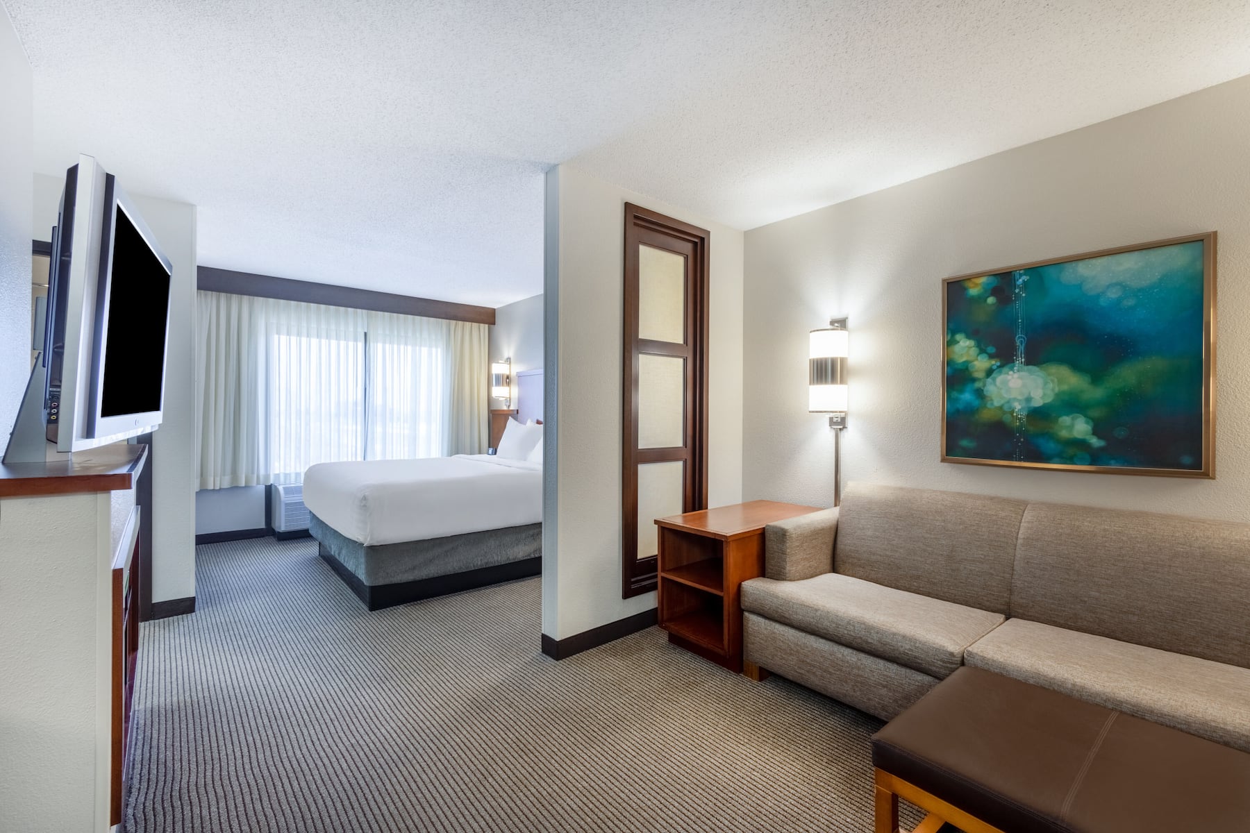 Wyndham Garden Kansas City Airport suite in Kansas City, Missouri