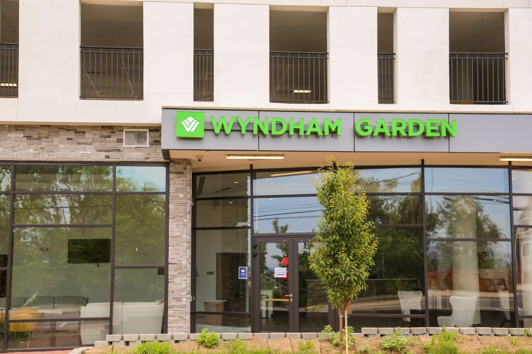 Exterior of Wyndham Garden North Bergen Near Secaucus hotel in North Bergen, New Jersey