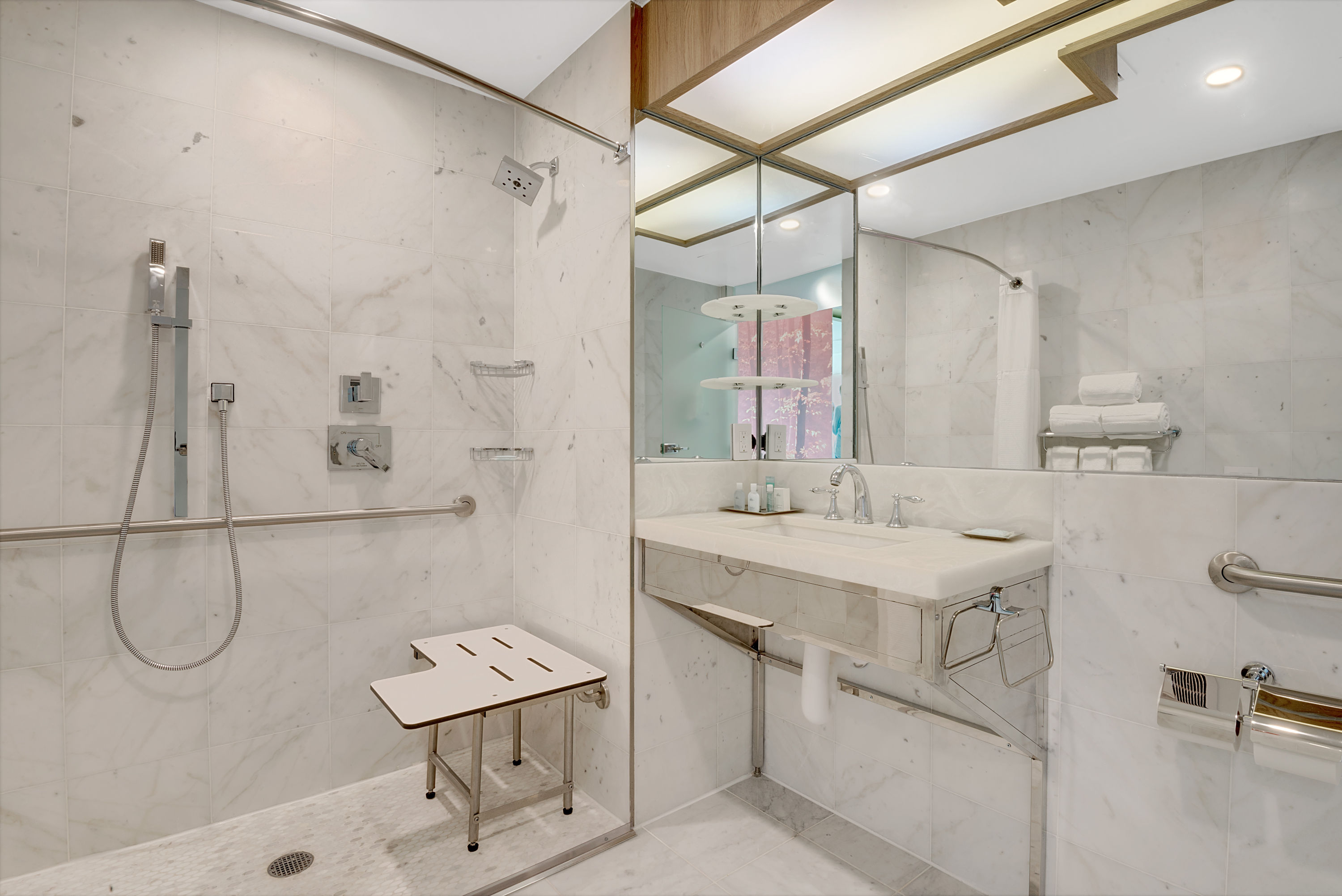 Guest room bath at the Wyndham Garden Brooklyn Sunset Park in Brooklyn, New York