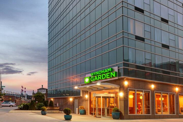 Wyndham Garden Long Island City Long Island City Ny Hotels