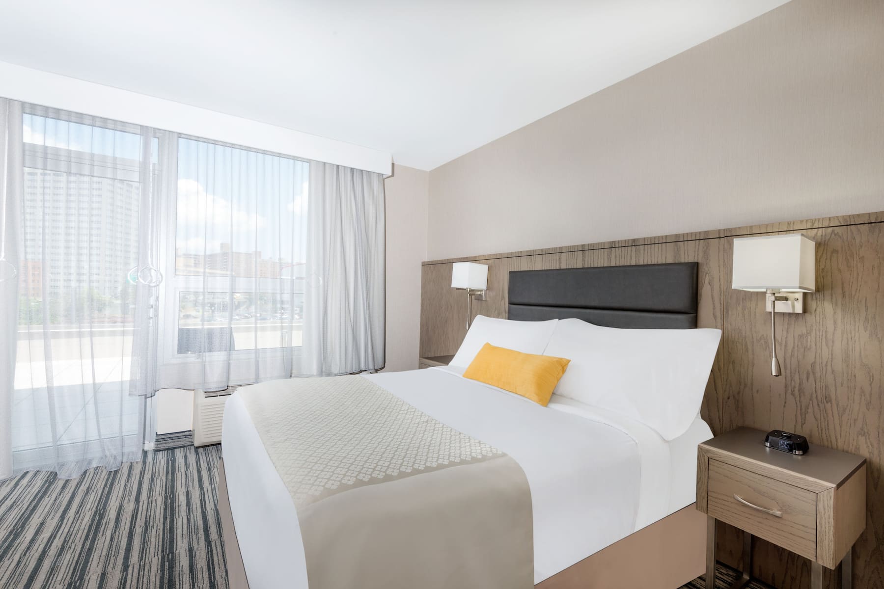 Guest room at the Wyndham Garden LaGuardia South in Rego Park, New York