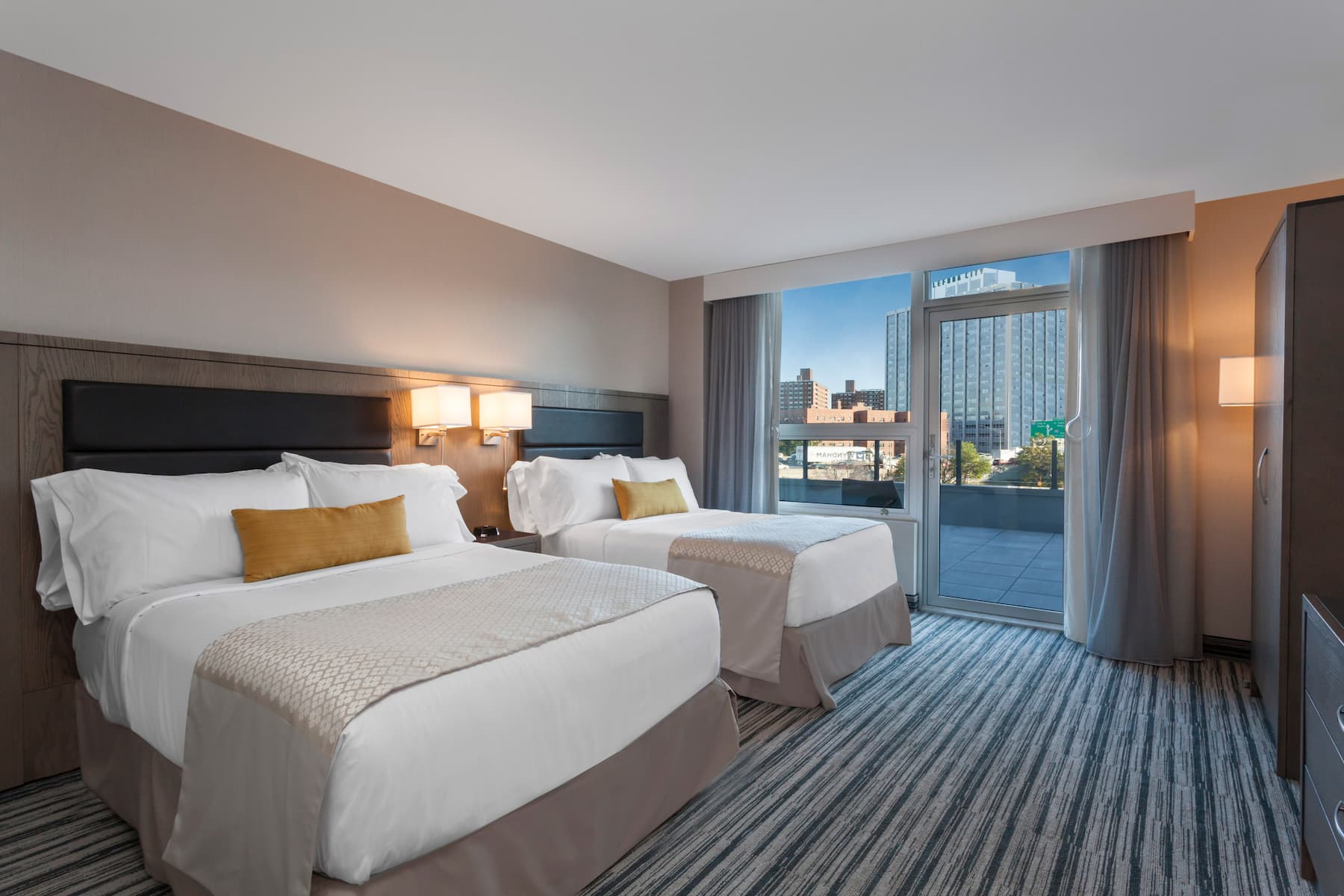 Guest room at the Wyndham Garden LaGuardia South in Rego Park, New York