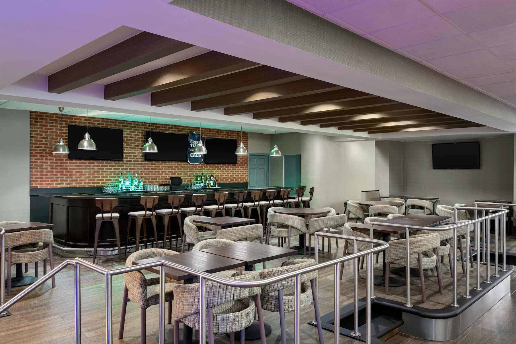 Bar at Wyndham Garden Pittsburgh Airport in Pittsburgh, Pennsylvania