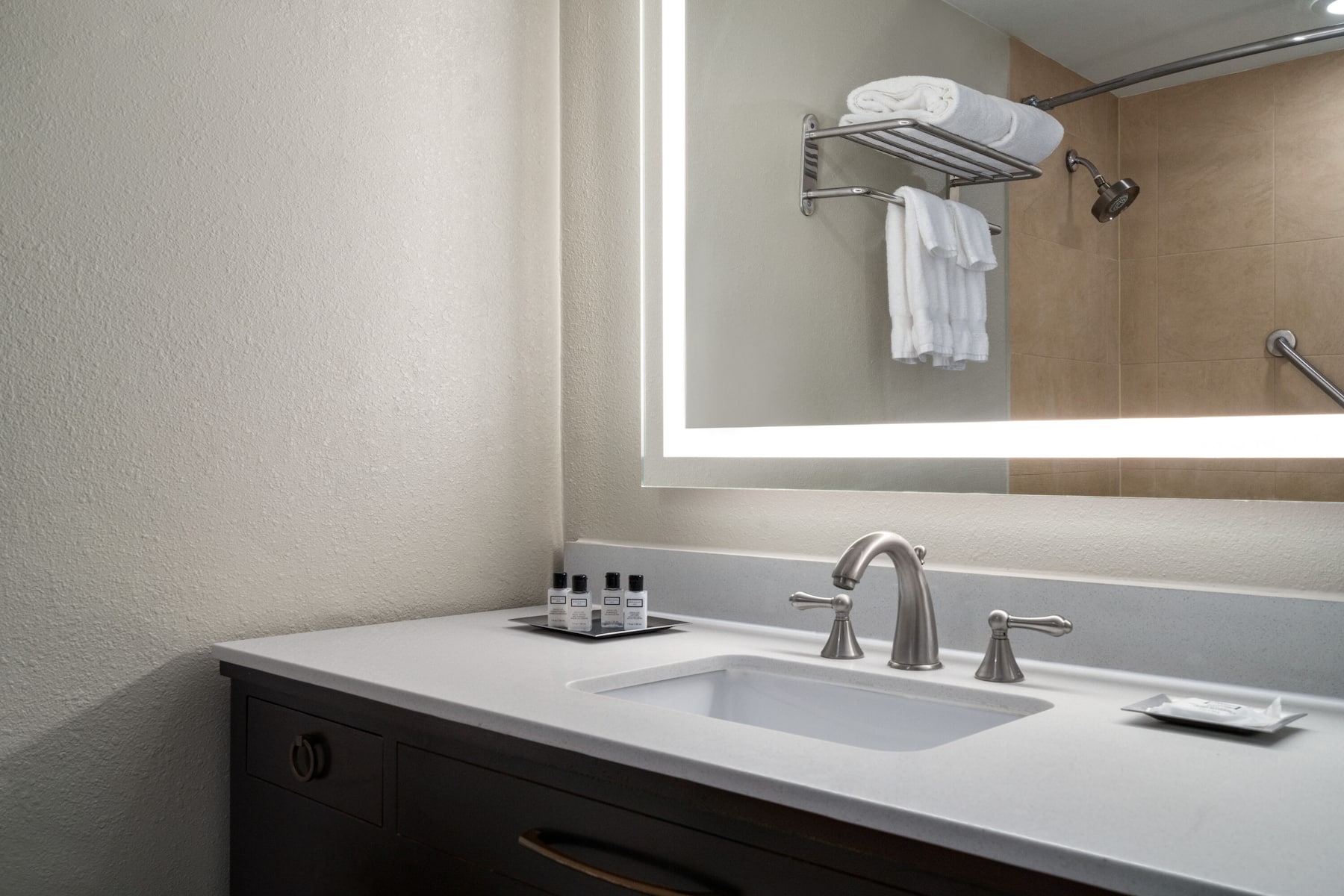 Guest room bath at the Wyndham Garden Pittsburgh Airport in Pittsburgh, Pennsylvania