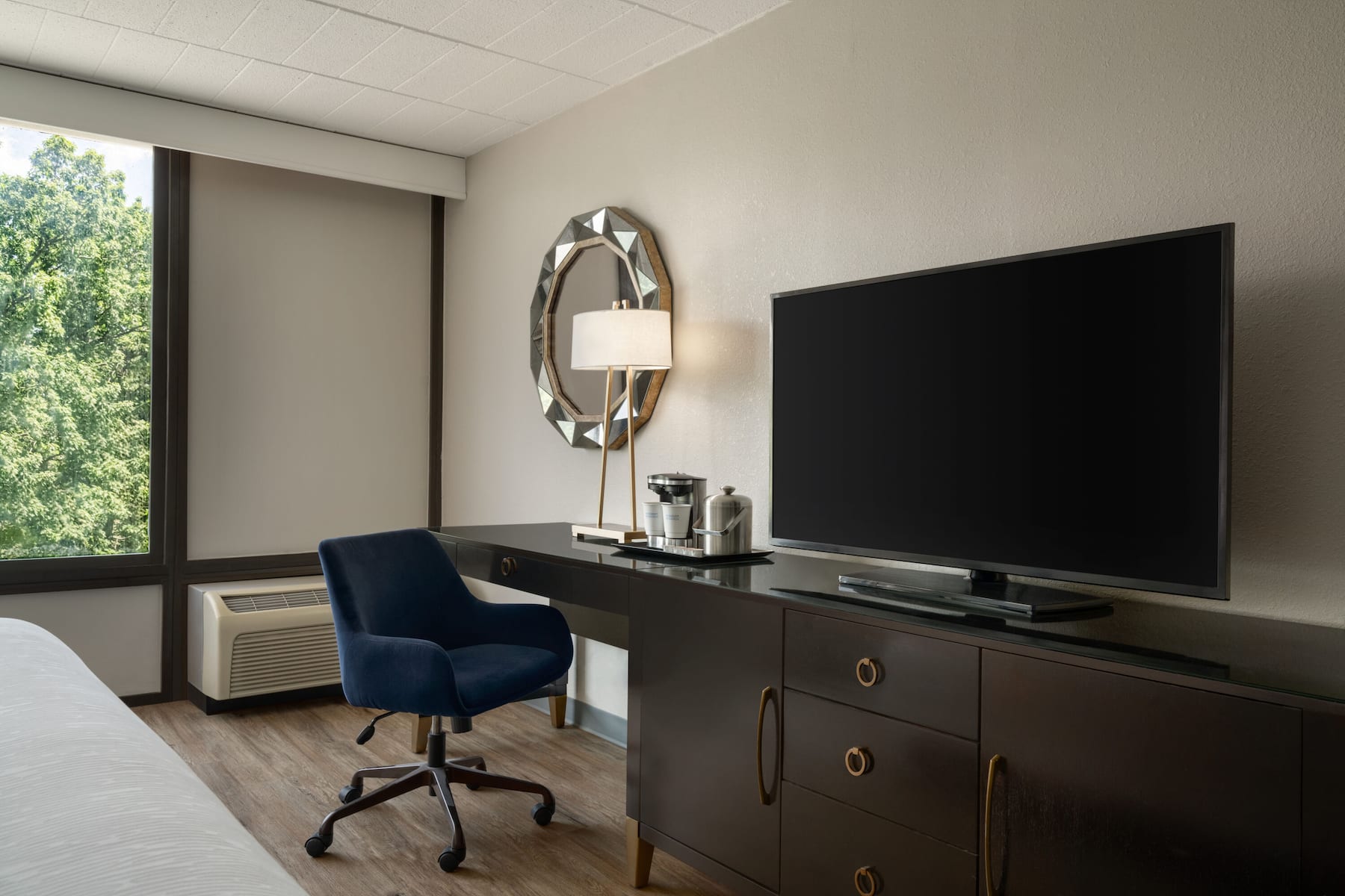 Guest room at the Wyndham Garden Pittsburgh Airport in Pittsburgh, Pennsylvania
