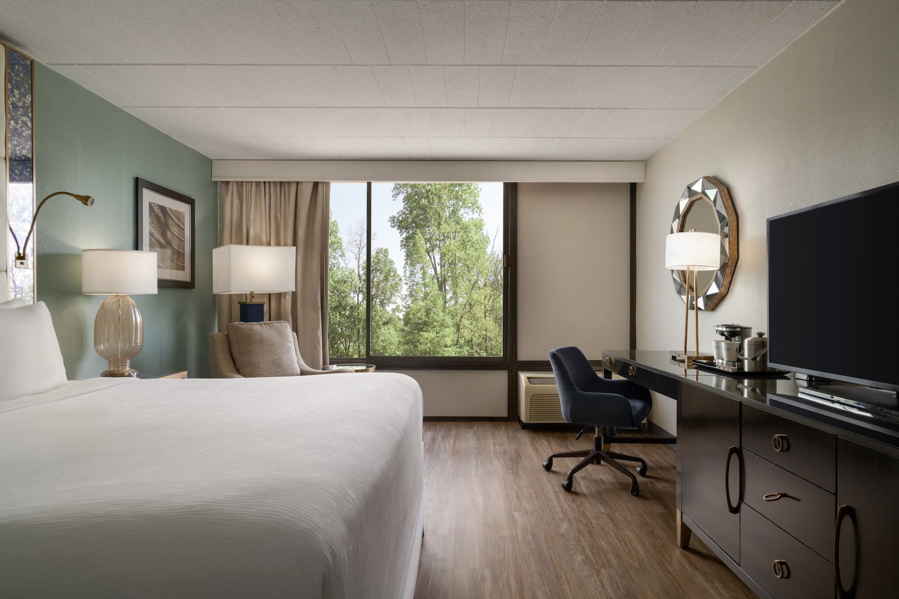 Guest room at the Wyndham Garden Pittsburgh Airport in Pittsburgh, Pennsylvania