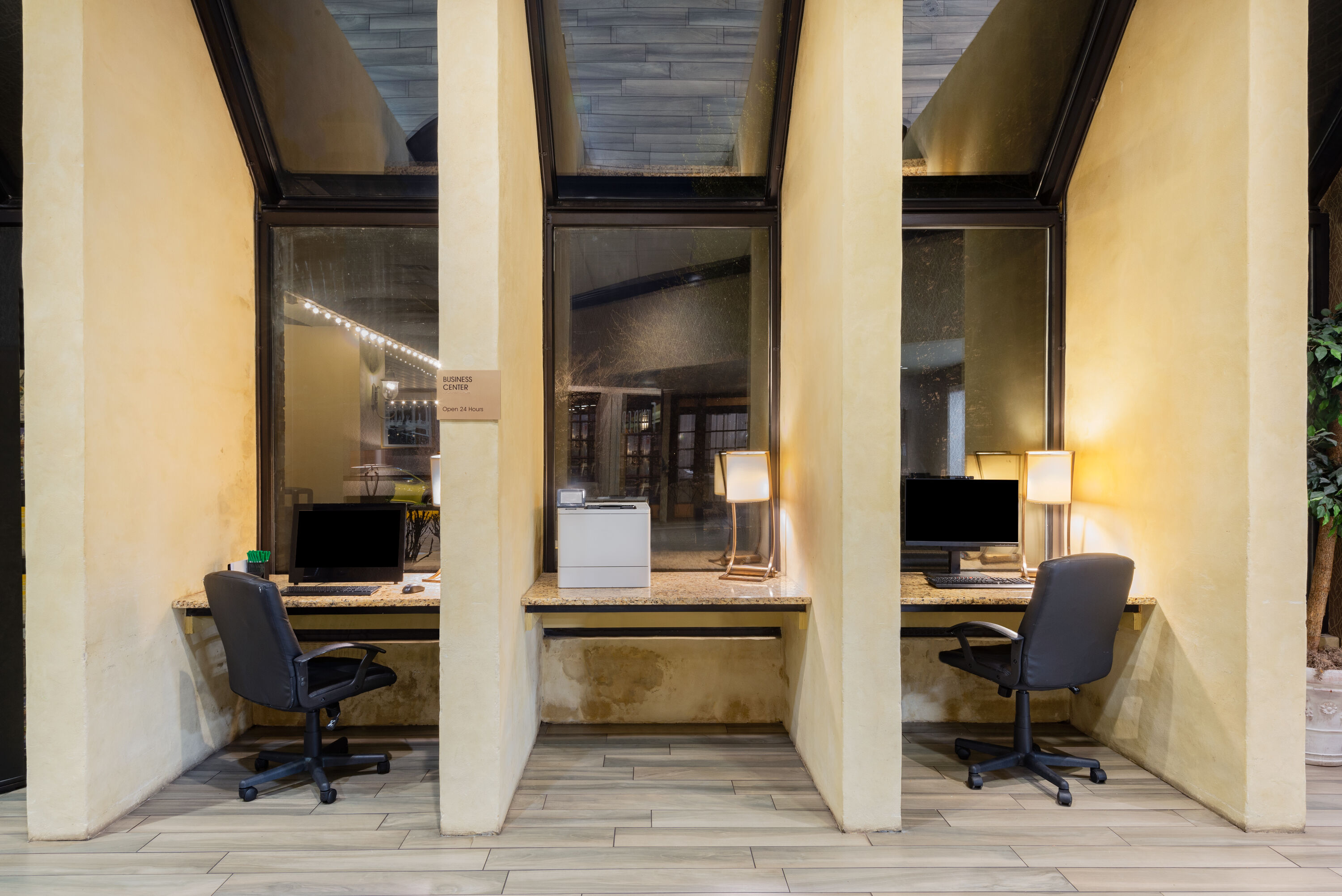 Wyndham Garden York business center in York, Pennsylvania