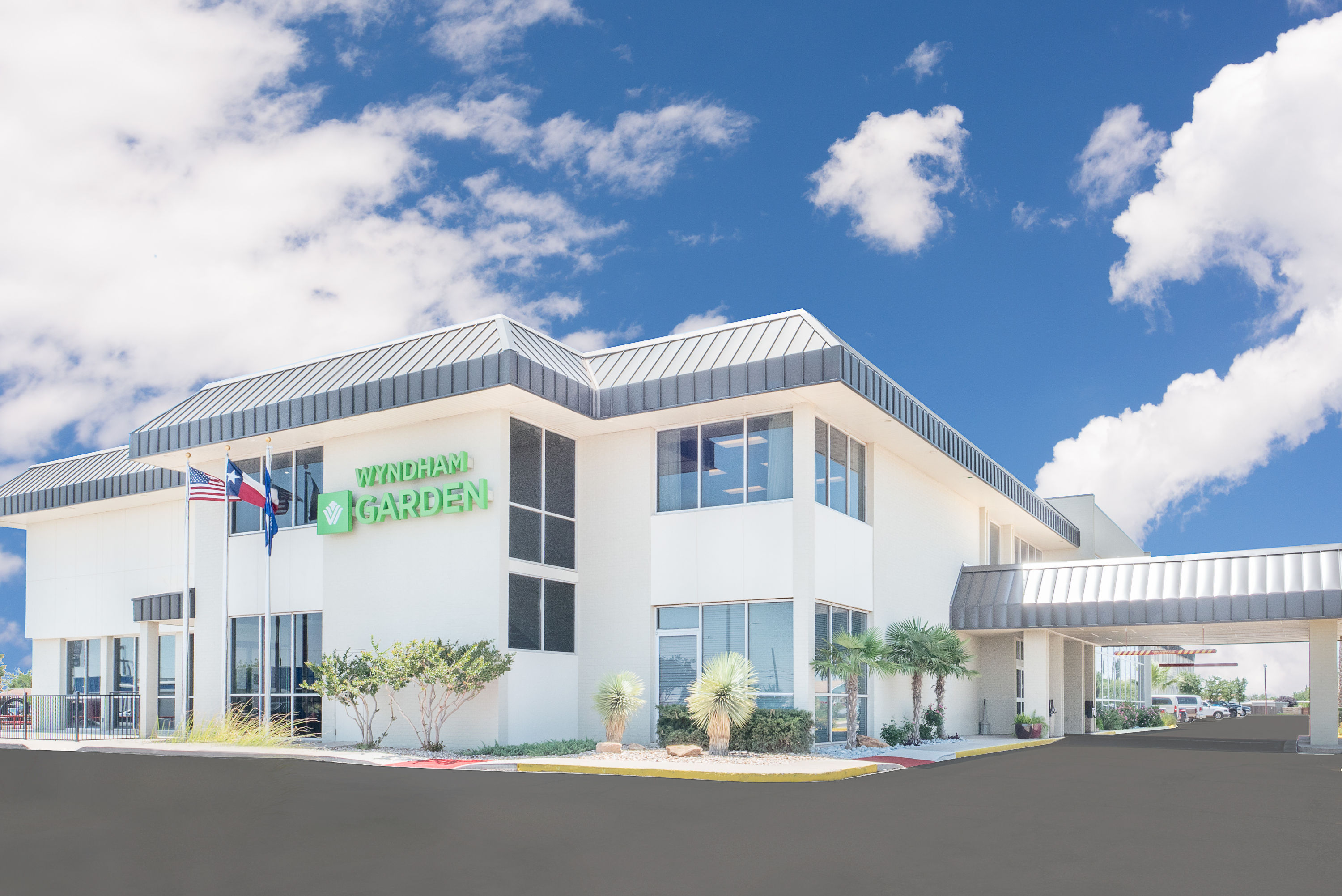 Exterior Day Image of Wyndham Garden Midland hotel in Midland, Texas