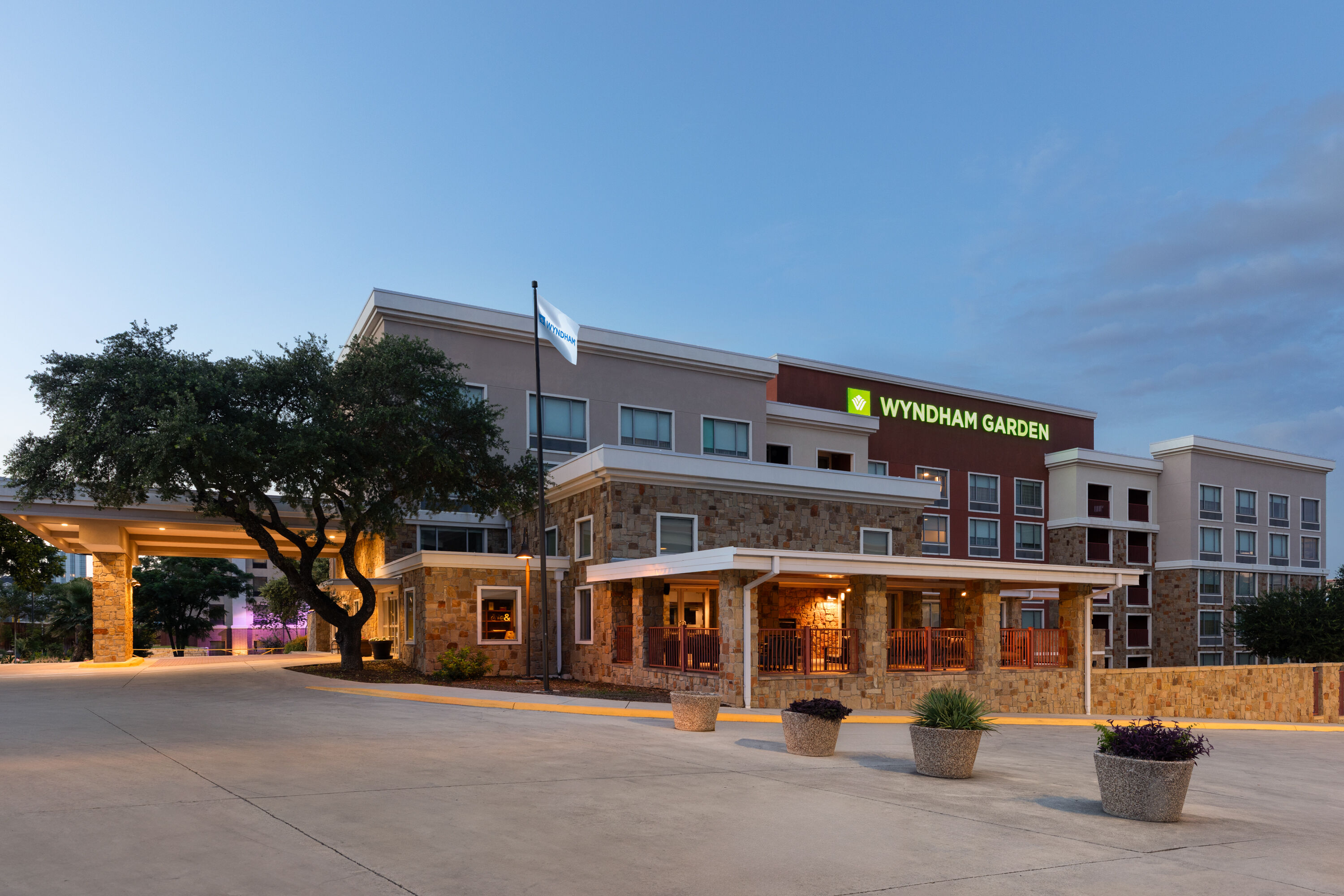 Exterior Night Image of Wyndham Garden San Antonio Airport hotel in San Antonio, Texas