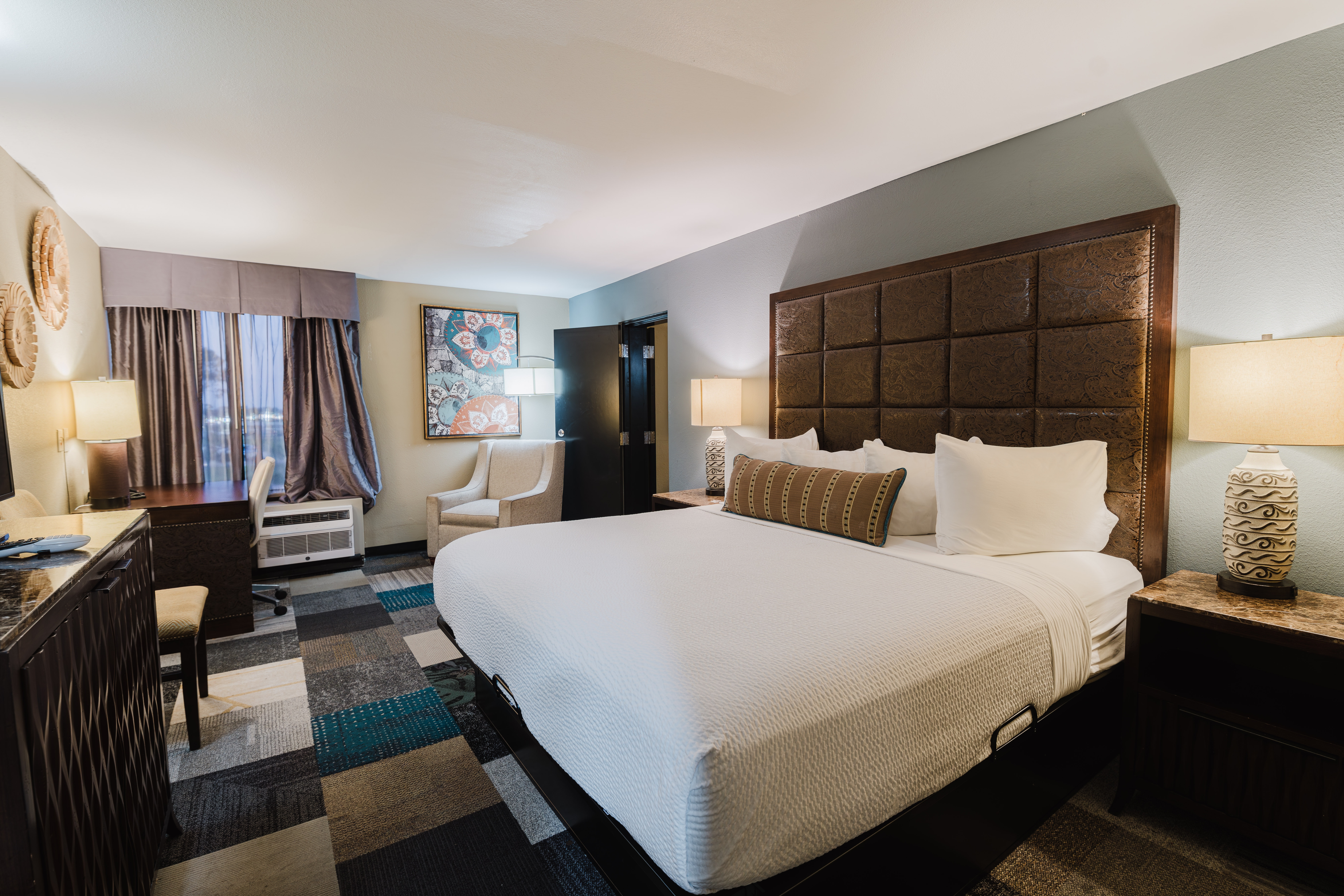 Guest room at the Wyndham Garden Texarkana in Texarkana, Texas