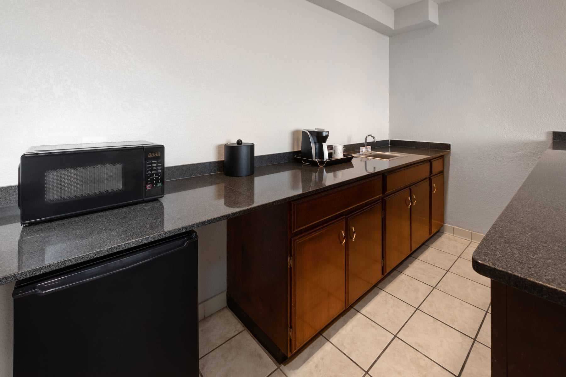 Wyndham Garden Norfolk Downtown suite in Norfolk, Virginia