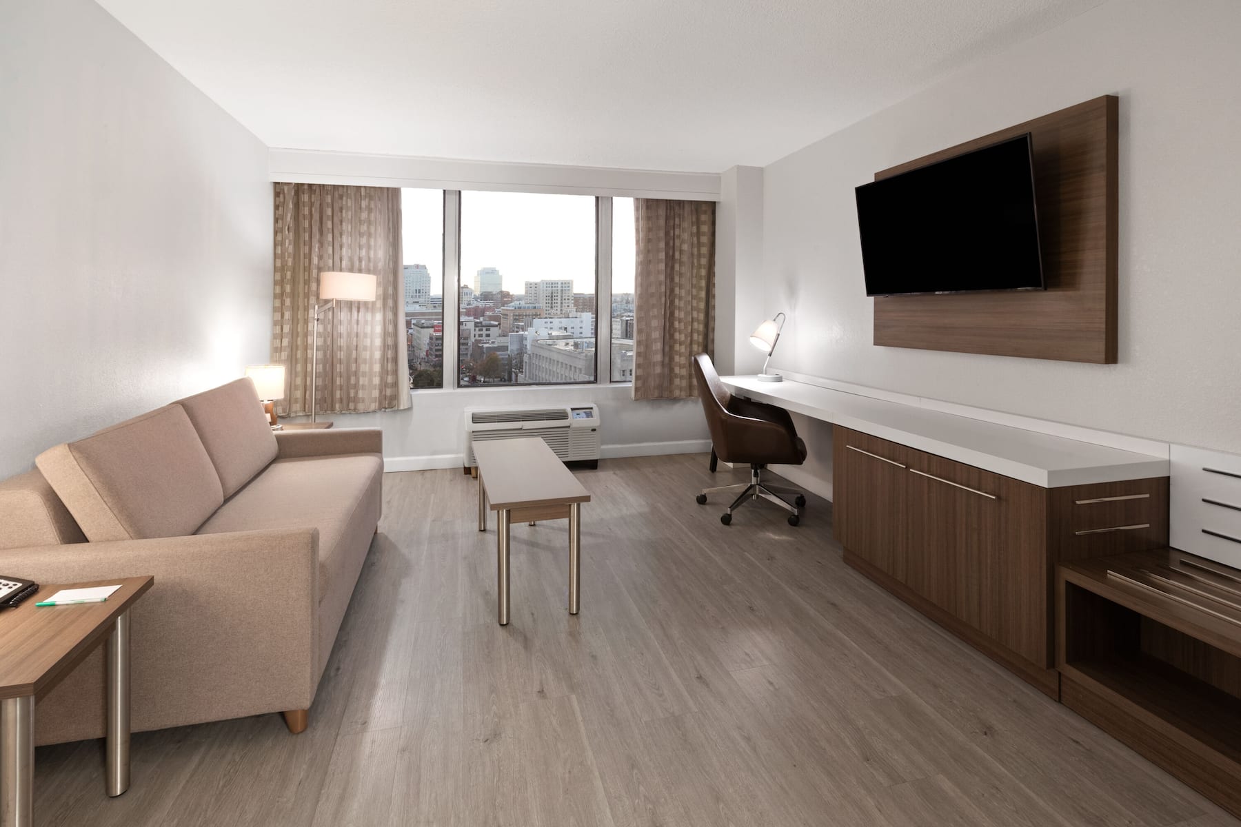 Wyndham Garden Norfolk Downtown suite in Norfolk, Virginia