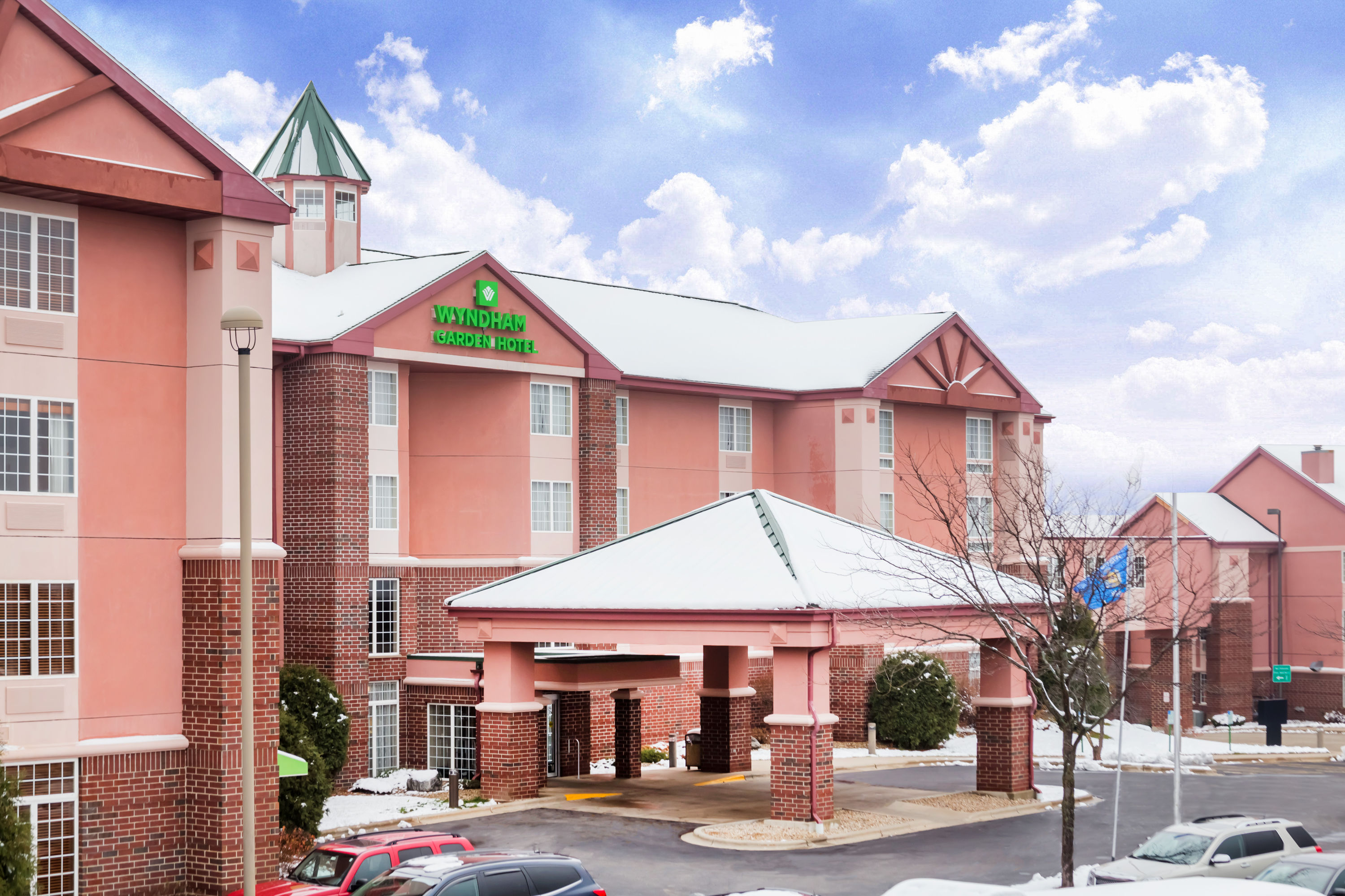Wyndham Garden Madison Fitchburg Fitchburg, WI Hotels