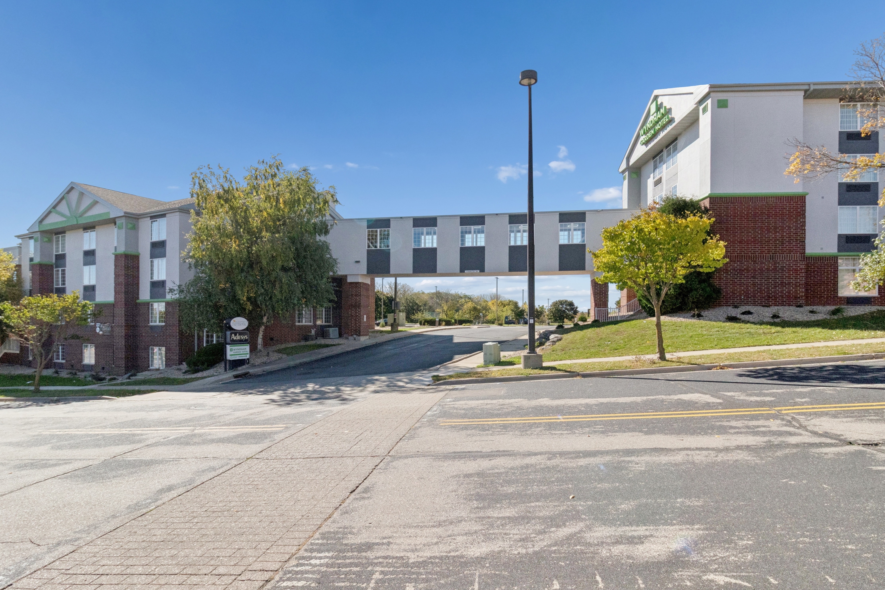 Exterior of Wyndham Garden Madison Fitchburg hotel in Fitchburg, Wisconsin