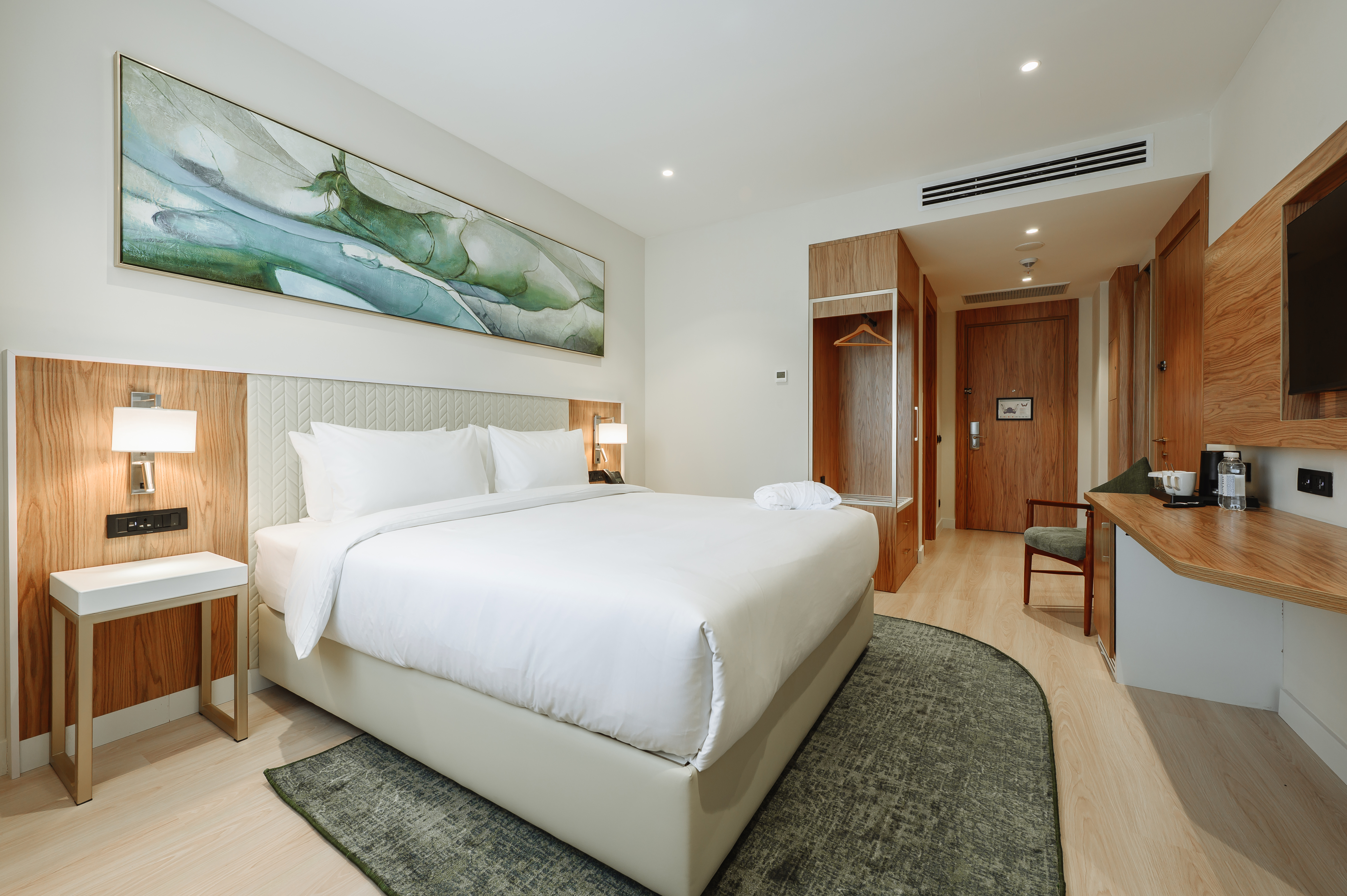 Guest room at the Wyndham Garden Chorvoq Darvozasi in Tashkent, Other than US/Canada