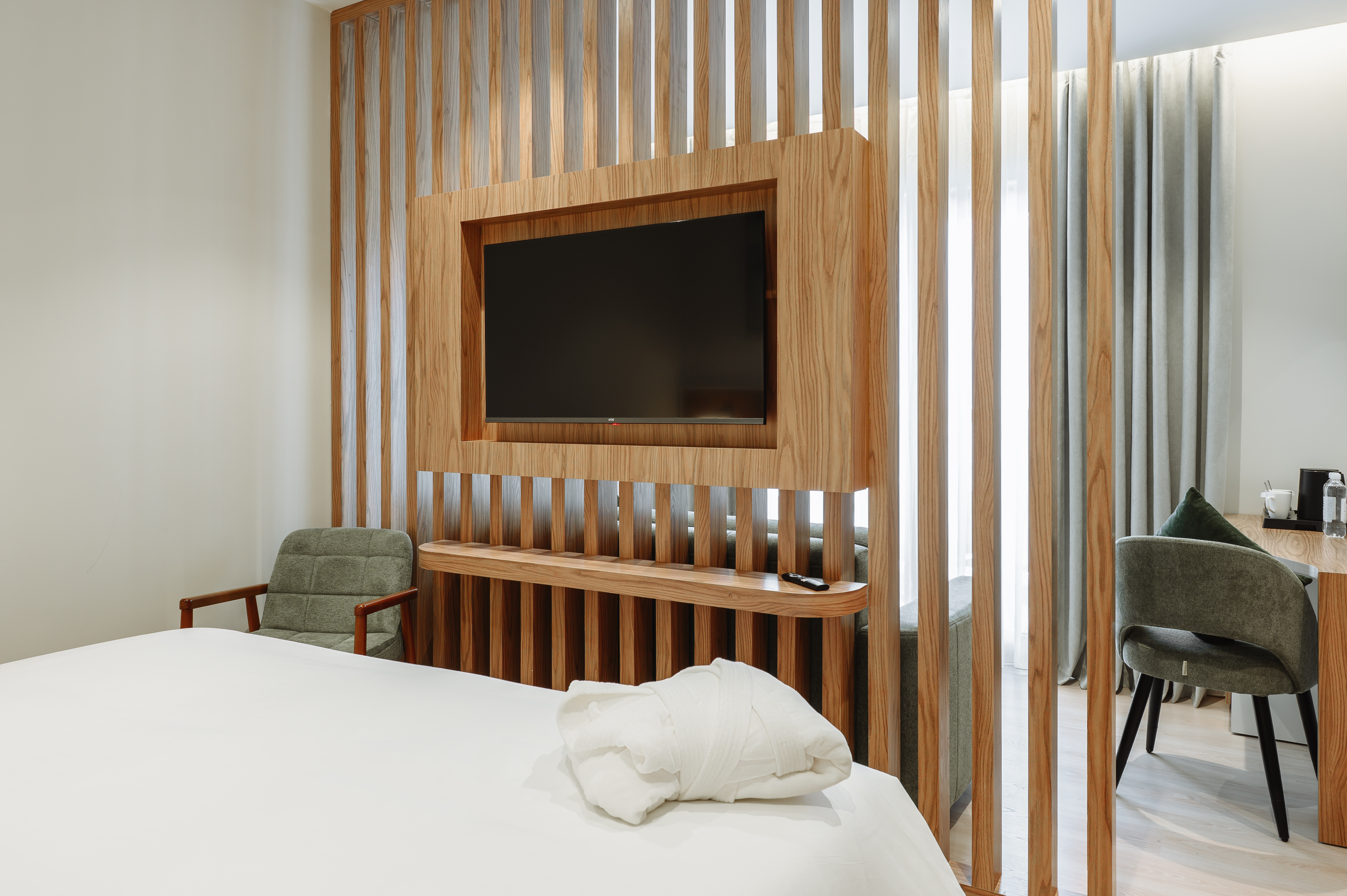 Guest room at the Wyndham Garden Chorvoq Darvozasi in Tashkent, Other than US/Canada
