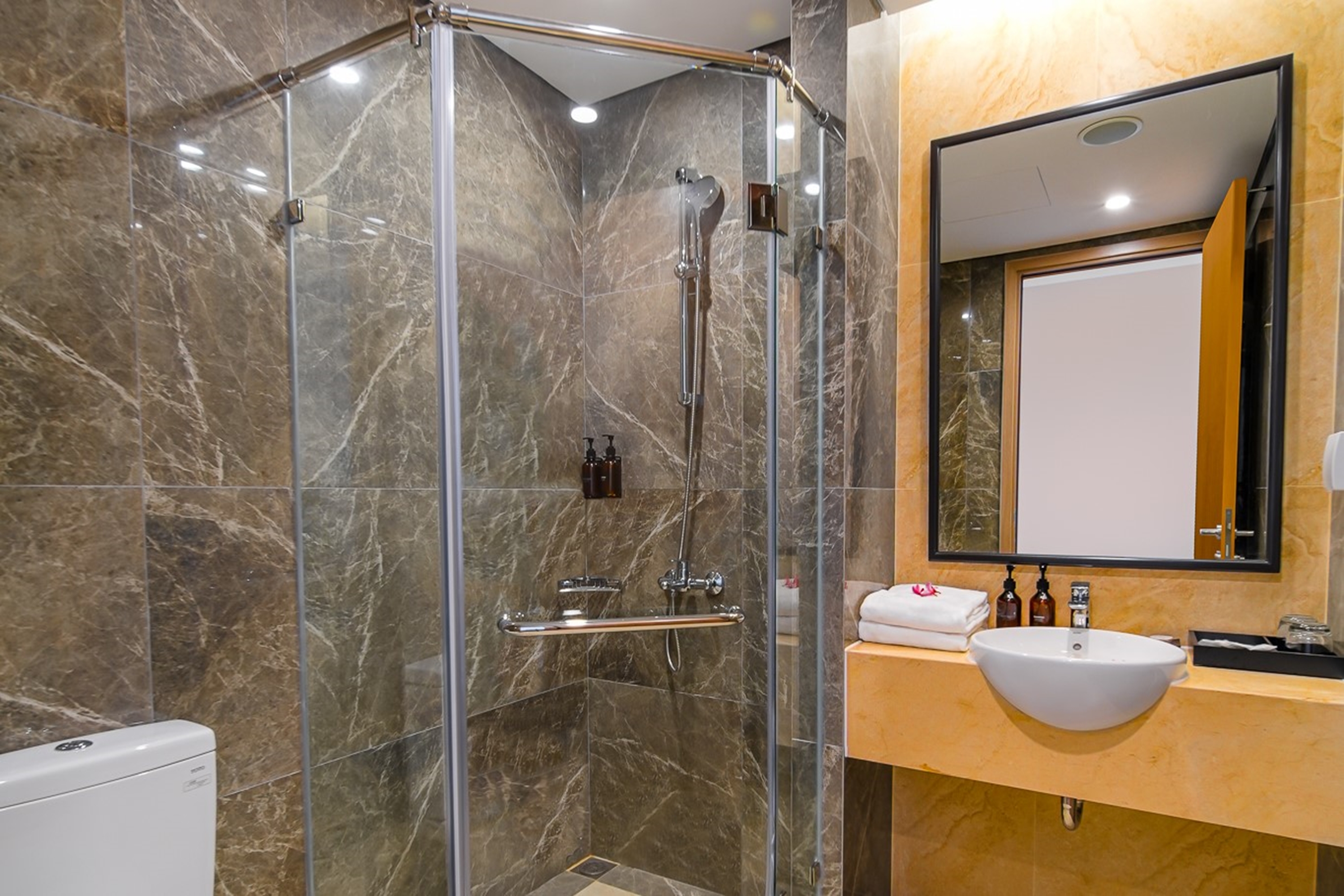 Tiện nghi phòng nghỉ Wyndham Garden Grandworld Phú Quốc