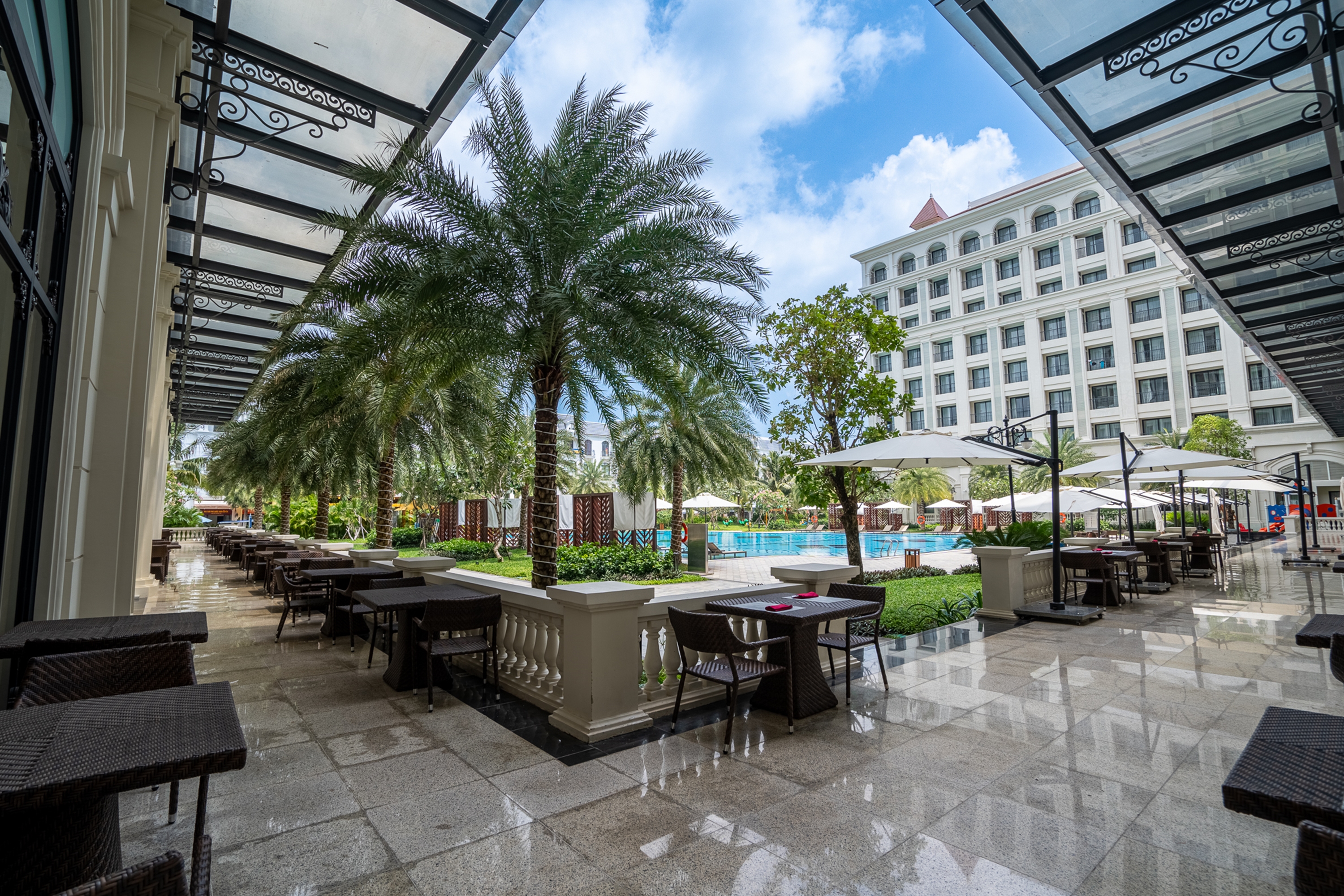 Wyndham Garden Grandworld Phu Quoc restaurant in Phu Quoc, Other than US/Canada