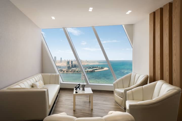 Meeting room at Wyndham Grand Manama in Manama, Other than US/Canada