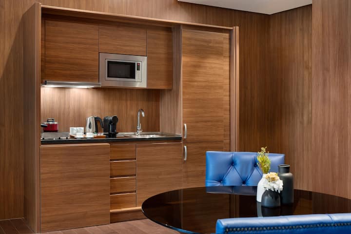 Wyndham Grand Manama suite in Manama, Other than US/Canada