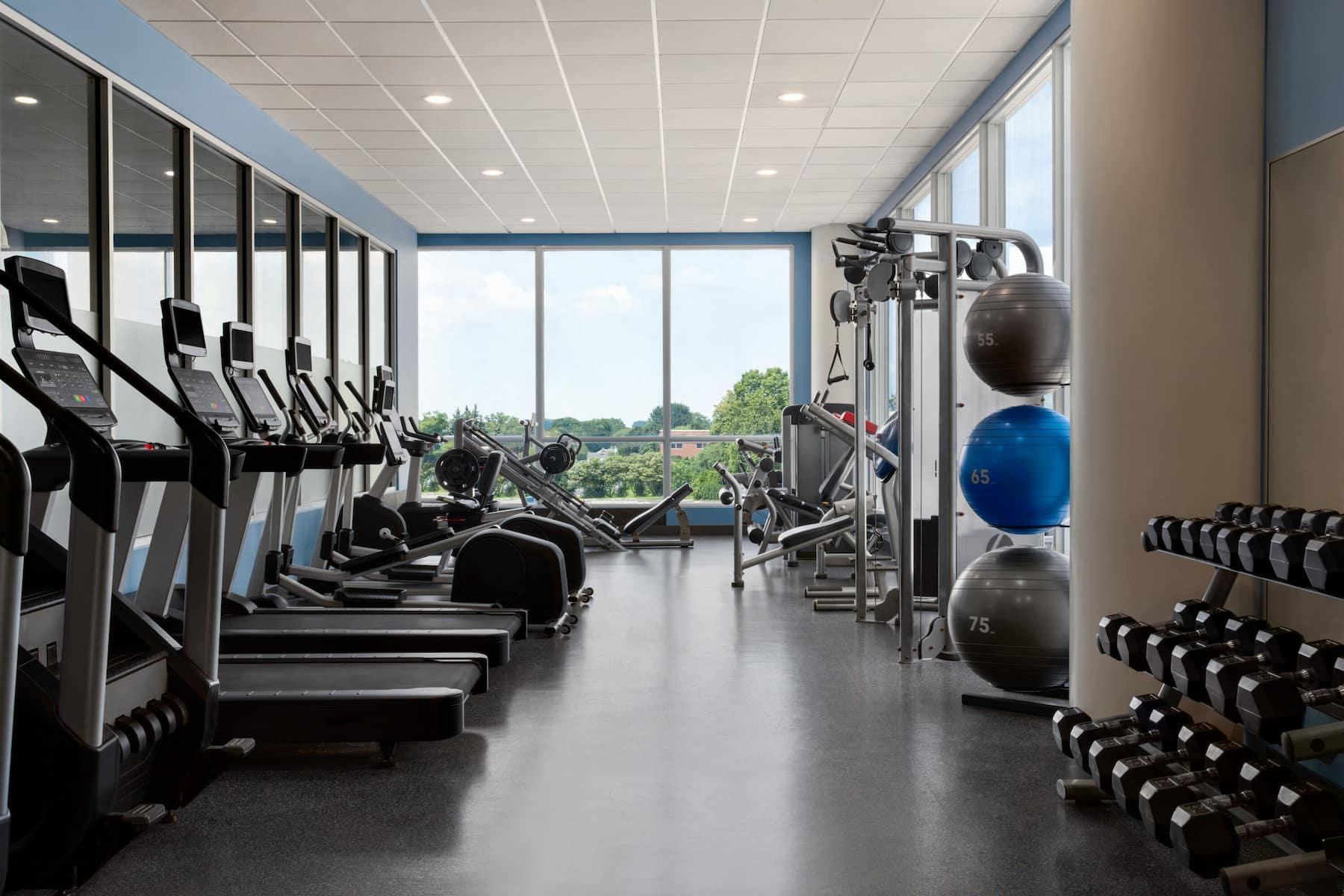 Fitness room at Wyndham Grand Fallsview Hotel in Niagara Falls, Ontario