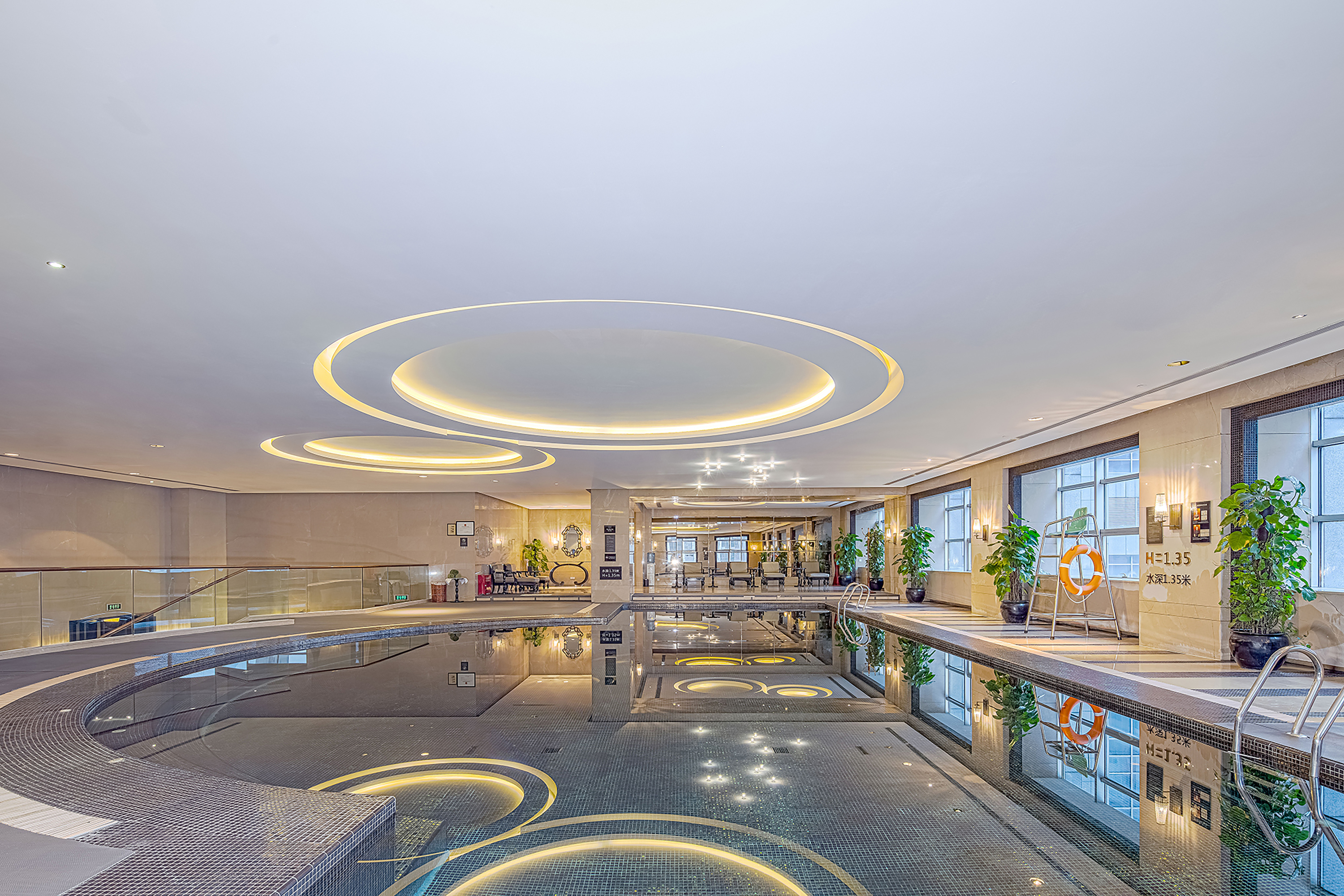 Pool at the Wyndham Grand Plaza Royale Furongguo Changsha in Changsha, Other than US/Canada