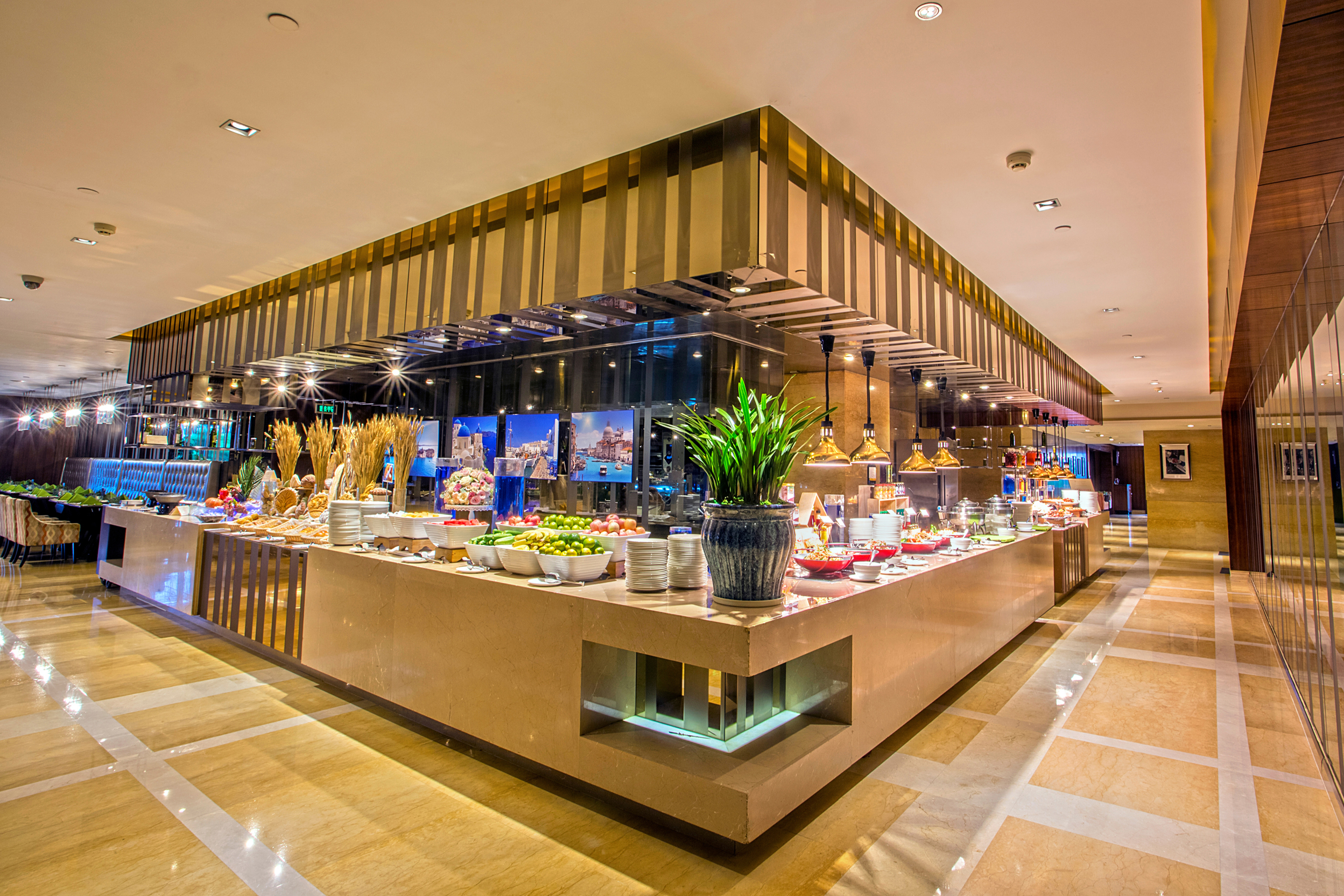 Wyndham Grand Plaza Royale Furongguo Changsha restaurant in Changsha, Other than US/Canada