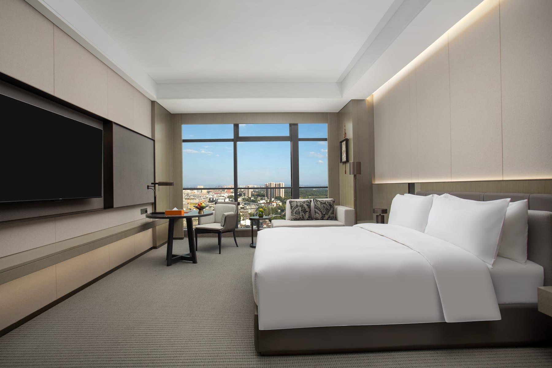Guest room at the Wyndham Grand Chengdu East in Chengdu City, Other than US/Canada