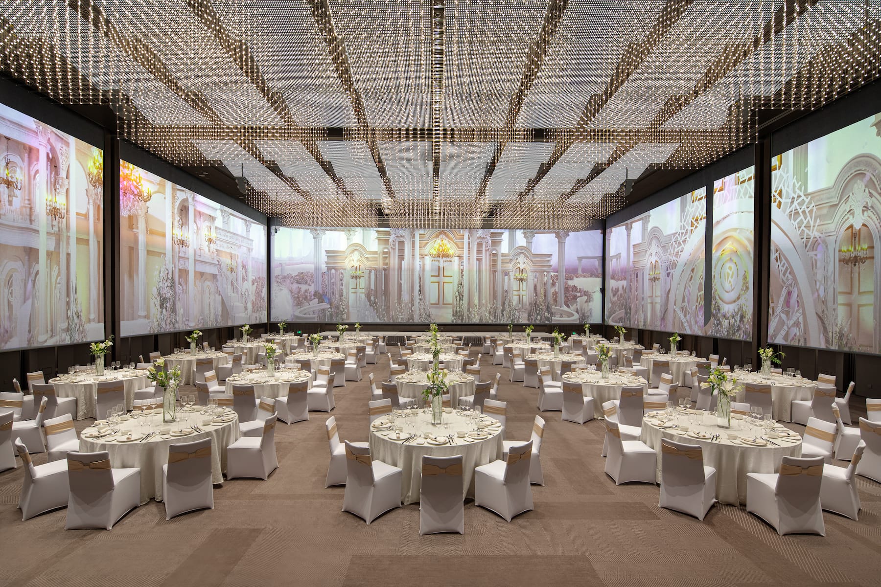 Meeting room at Wyndham Grand Chengdu East in Chengdu City, Other than US/Canada