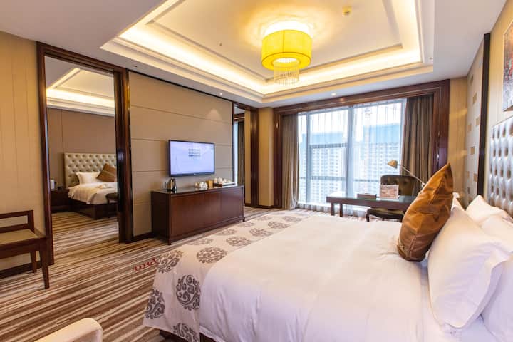Guest room at the Wyndham Grand Plaza Royale Chenzhou in Chenzhou, Other than US/Canada