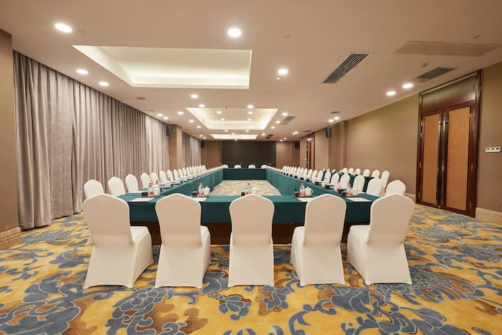 Meeting room at Wyndham Grand Plaza Royale Chenzhou in Chenzhou, Other than US/Canada