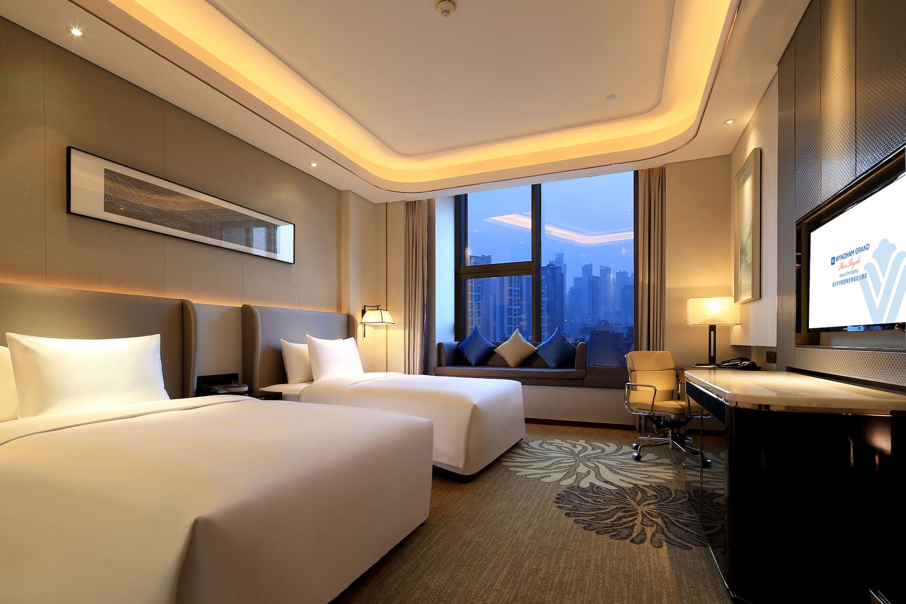 Guest room at the Wyndham Grand Plaza Royale Huayu Chongqing in Chongqing, Other than US/Canada