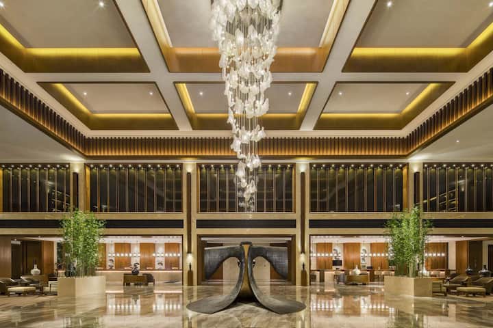 Wyndham Grand Plaza Royale Kaidi lobby feature in Chuzhou, Other than US/Canada