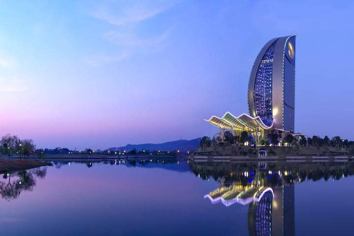 Front Exterior Image of Wyndham Grand Foshan Gaoming hotel in Foshan, Other than US/Canada