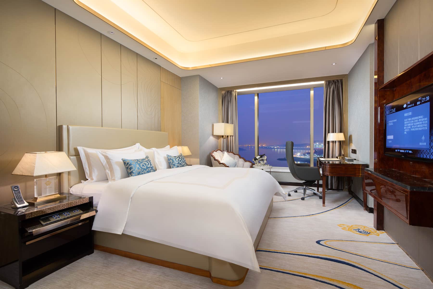 Guest room at the Wyndham Grand Foshan Gaoming in Foshan, Other than US/Canada