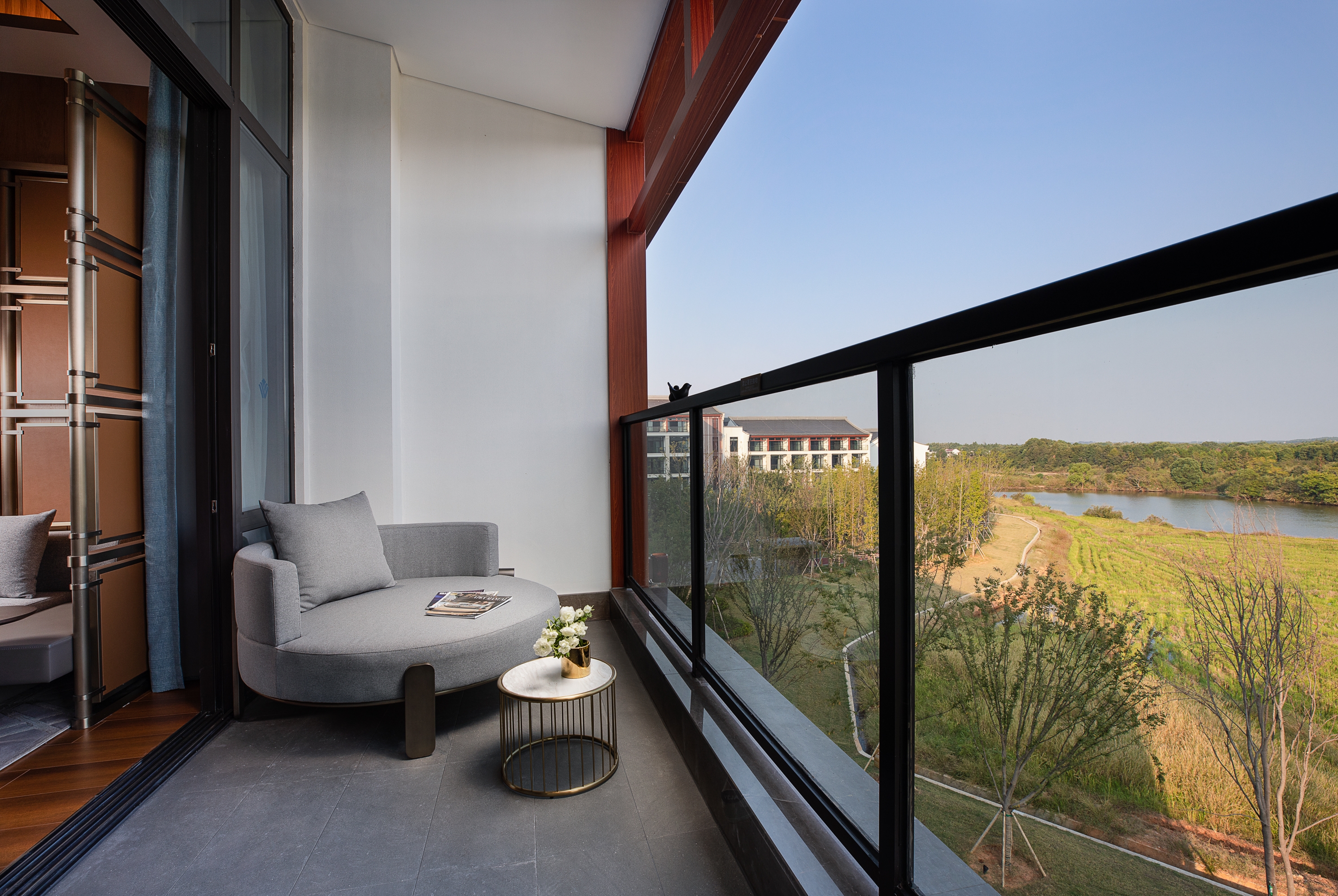 Guest room at the Wyndham Grand Plaza Royale Xiangai Mountain Fuzhou in Fuzhou, Other than US/Canada